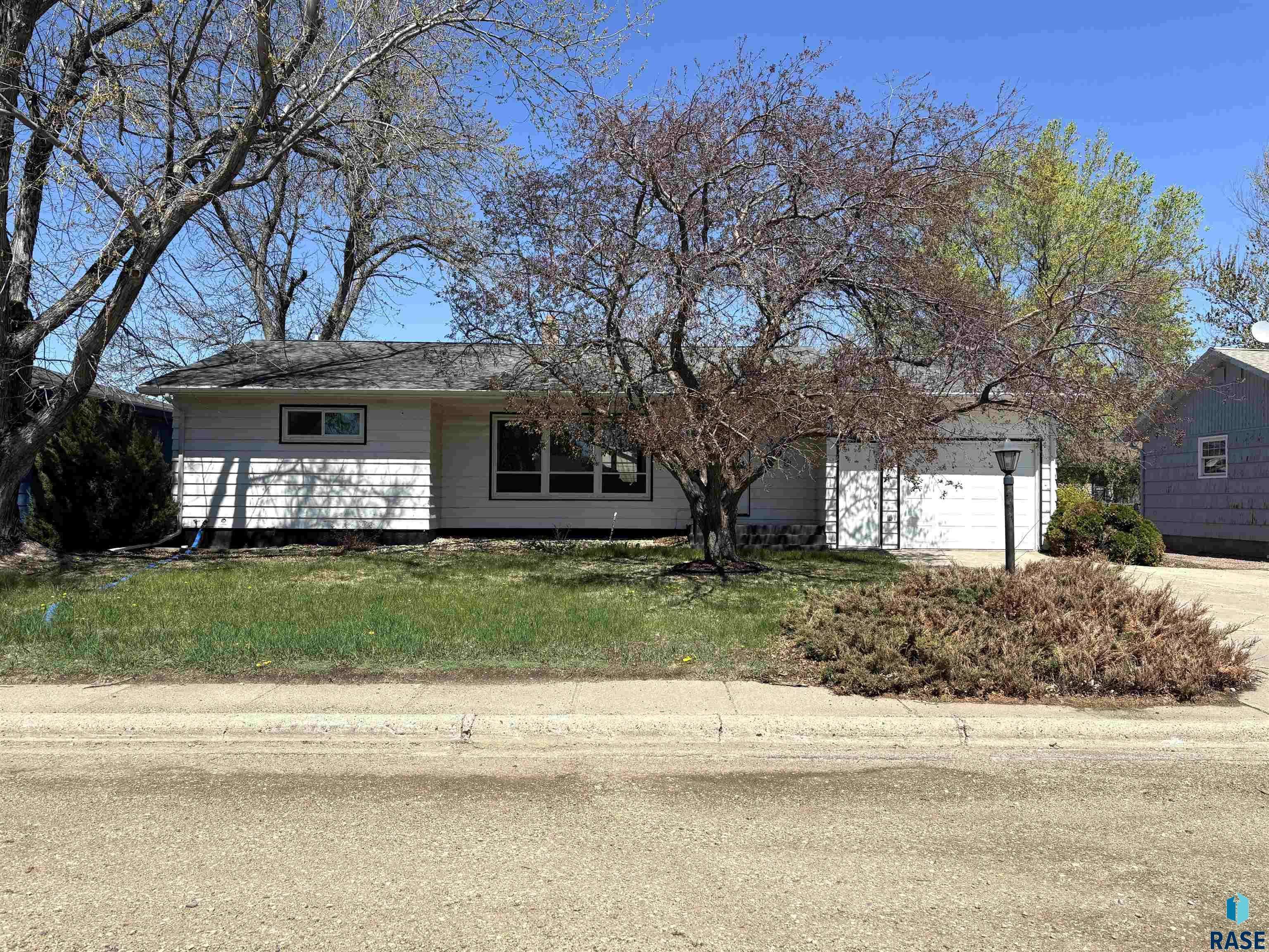 Miller, SD 57362,309 E 8th St