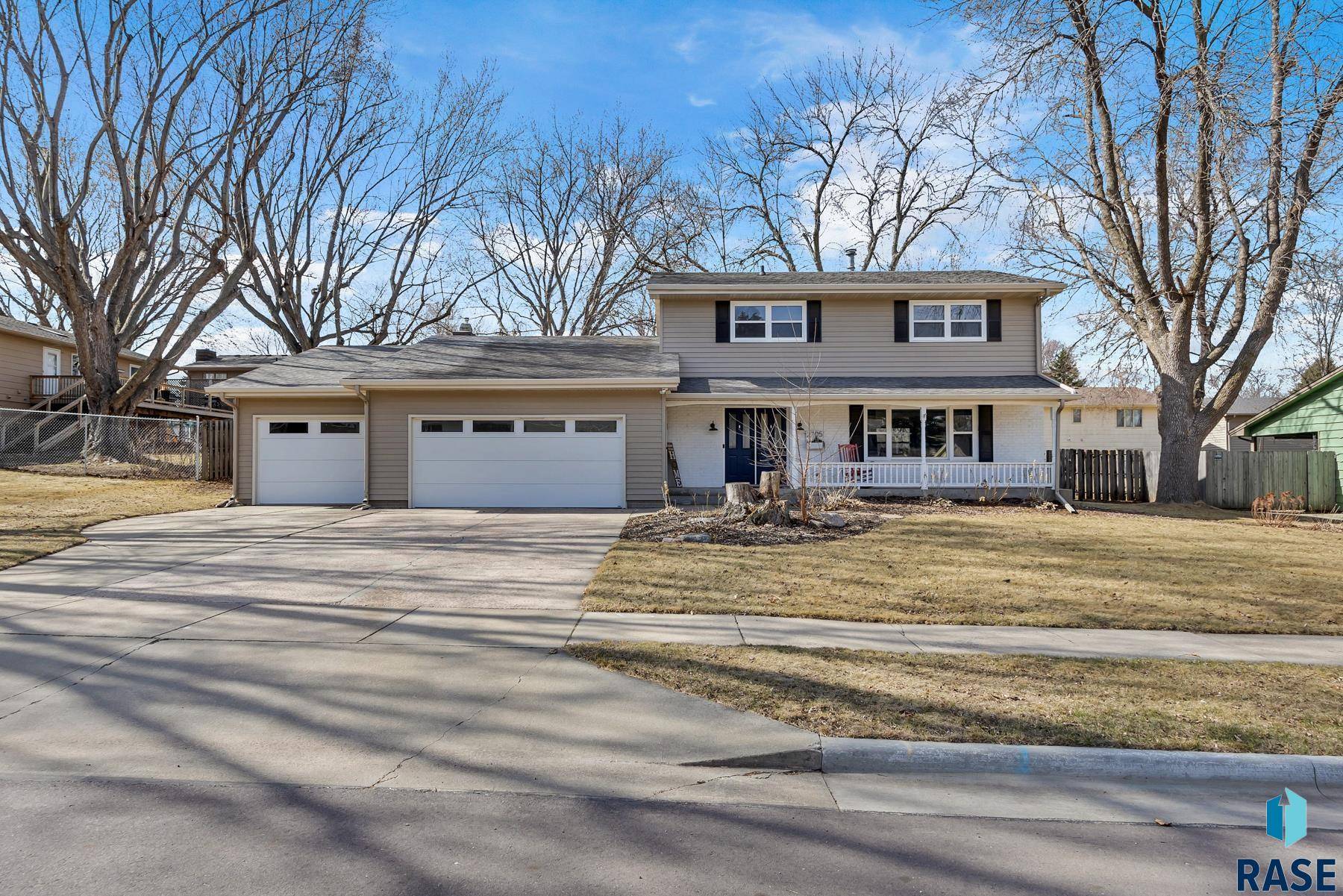 Sioux Falls, SD 57105,2705 W 31st St