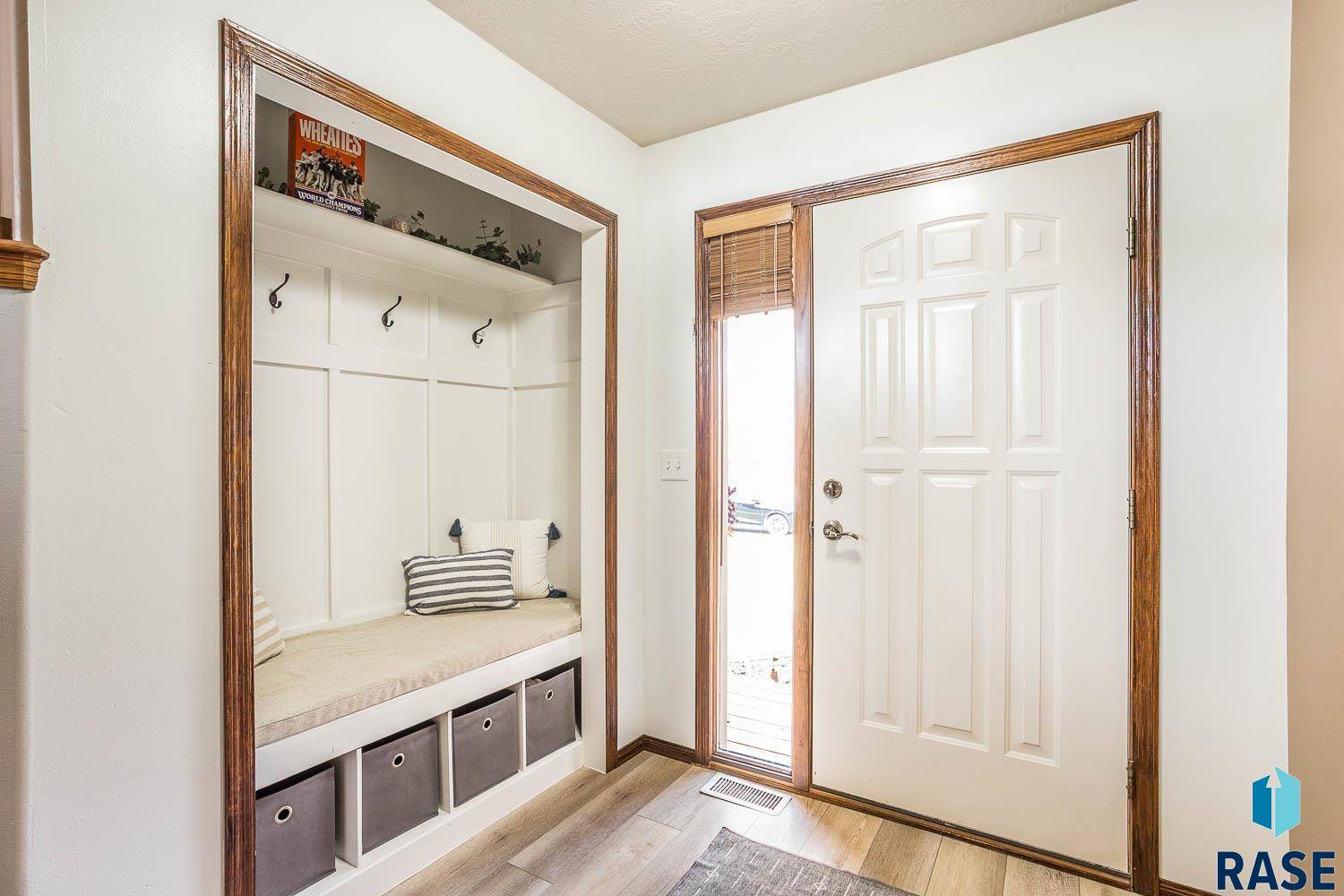 Sioux Falls, SD 57103,3246 S Serenity Trl