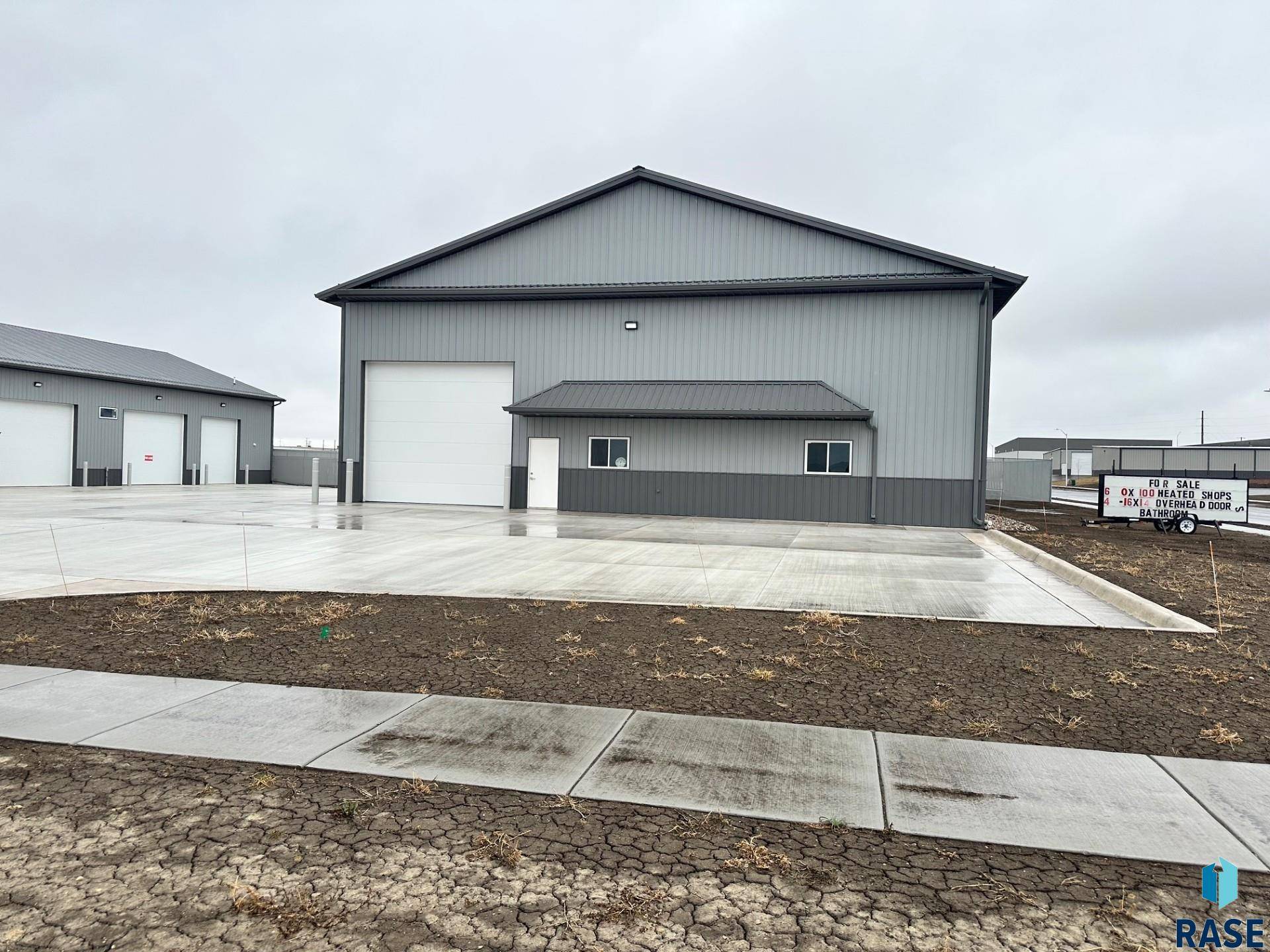 Brandon, SD 57005,201 E Honeysuckle St