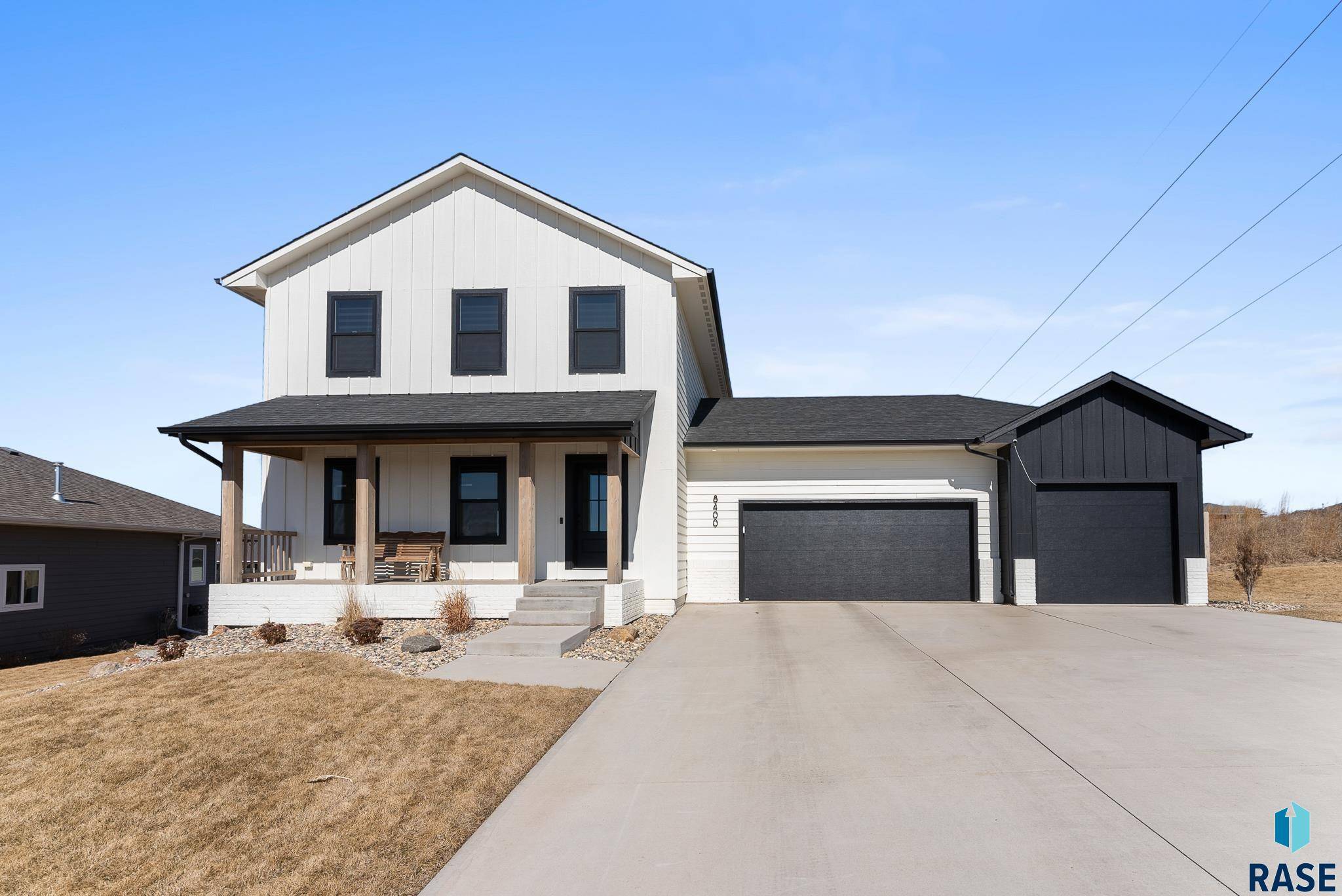 Sioux Falls, SD 57110,8400 E Willow Leaf St
