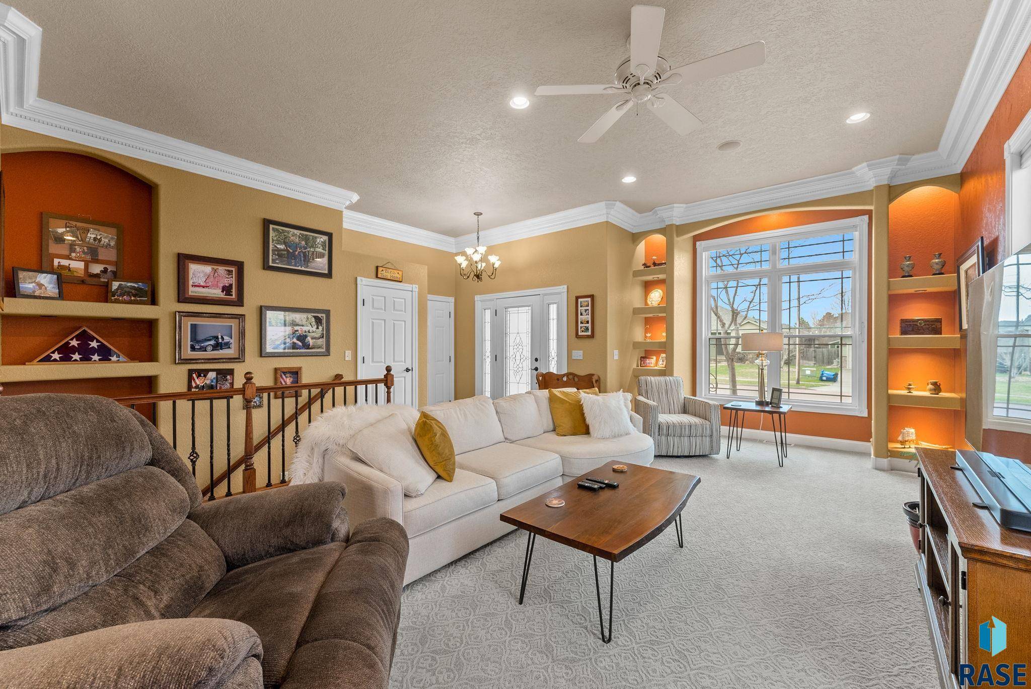Harrisburg, SD 57032,1003 E Walnut St