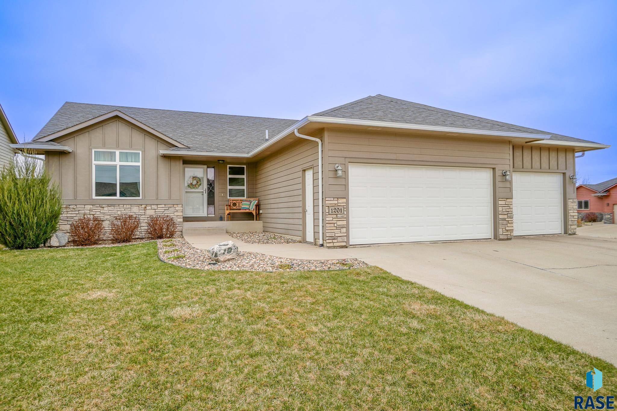 Sioux Falls, SD 57106,1201 S Keva Ave
