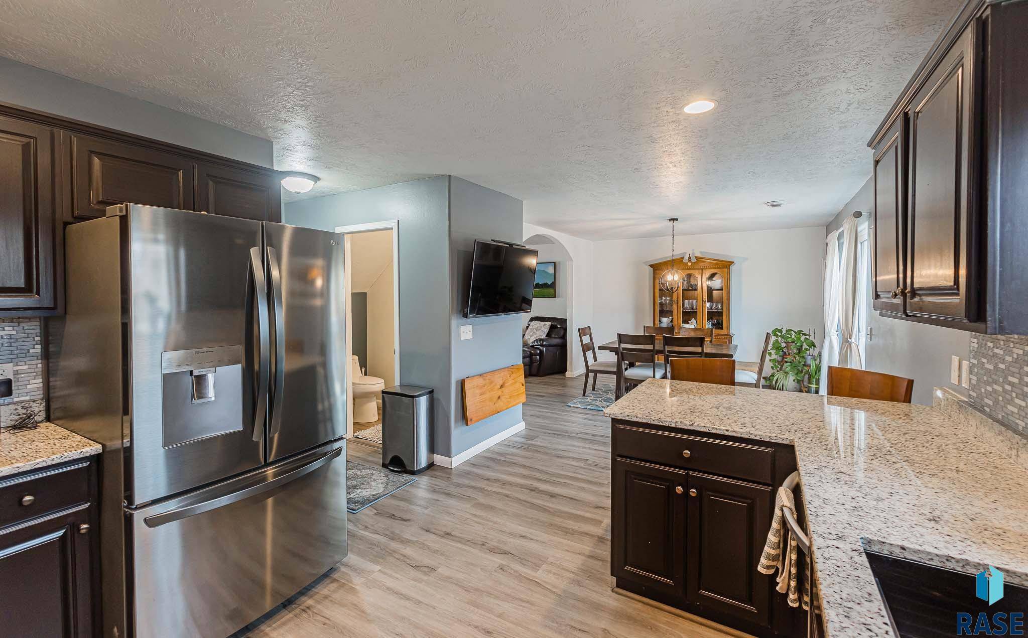 Harrisburg, SD 57032,806 Hemlock St