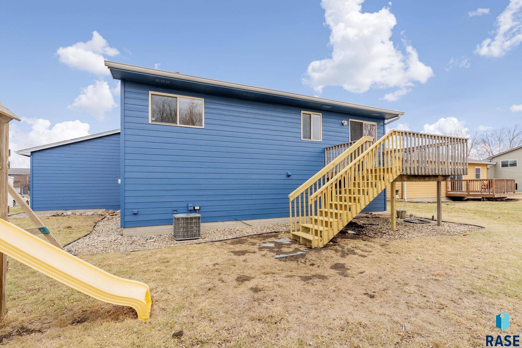 Harrisburg, SD 57032,804 lois Ln