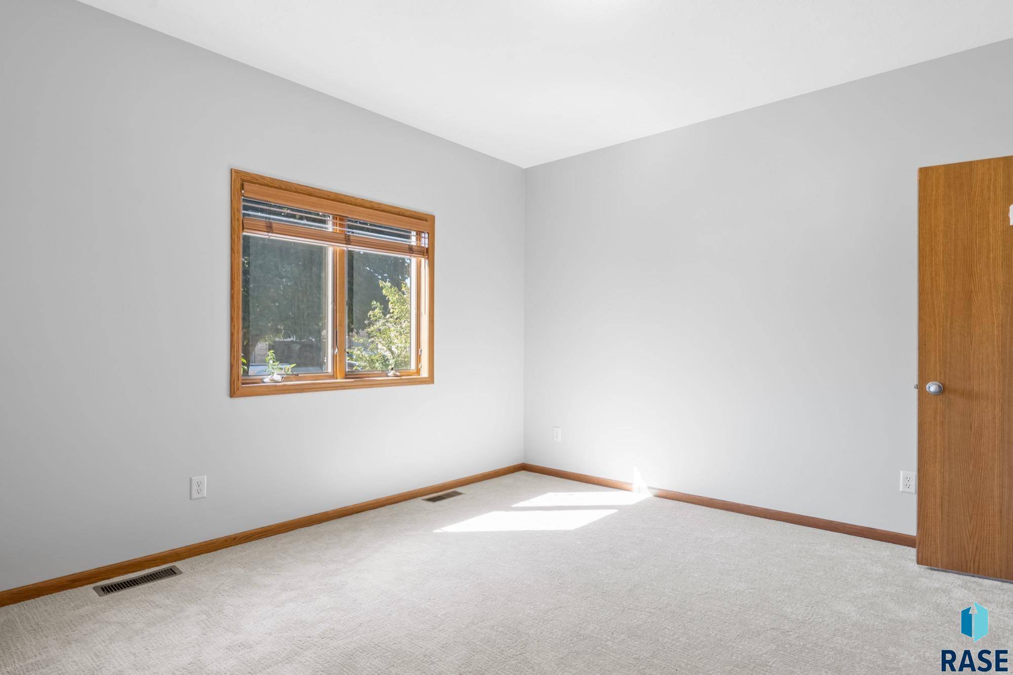 Sioux Falls, SD 57110,4612 E Pampas Pl