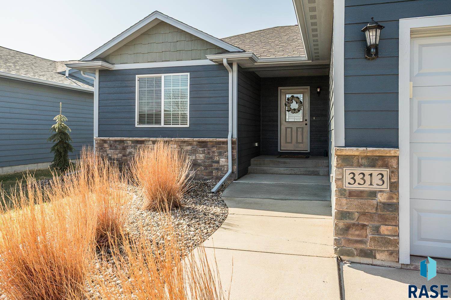 Sioux Falls, SD 57108,3313 E Brewster St