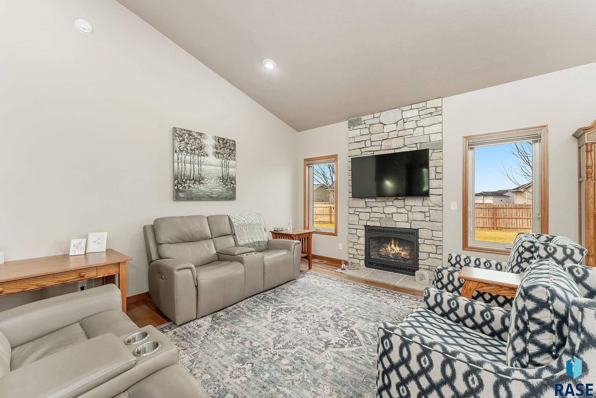 Sioux Falls, SD 57108,5209 S Woodsedge Trl