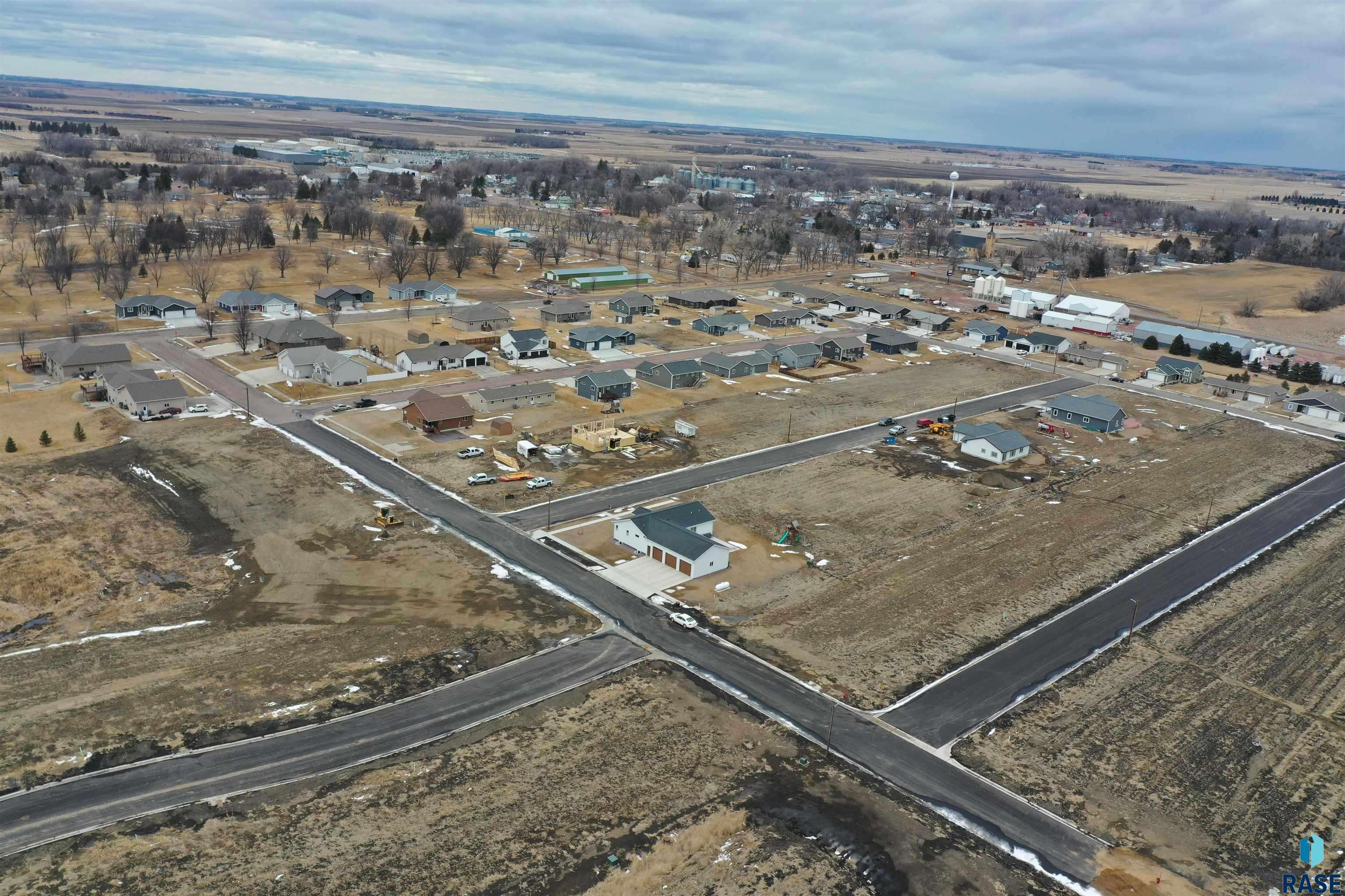 Colman, SD 57017,605 Wildwood Ave