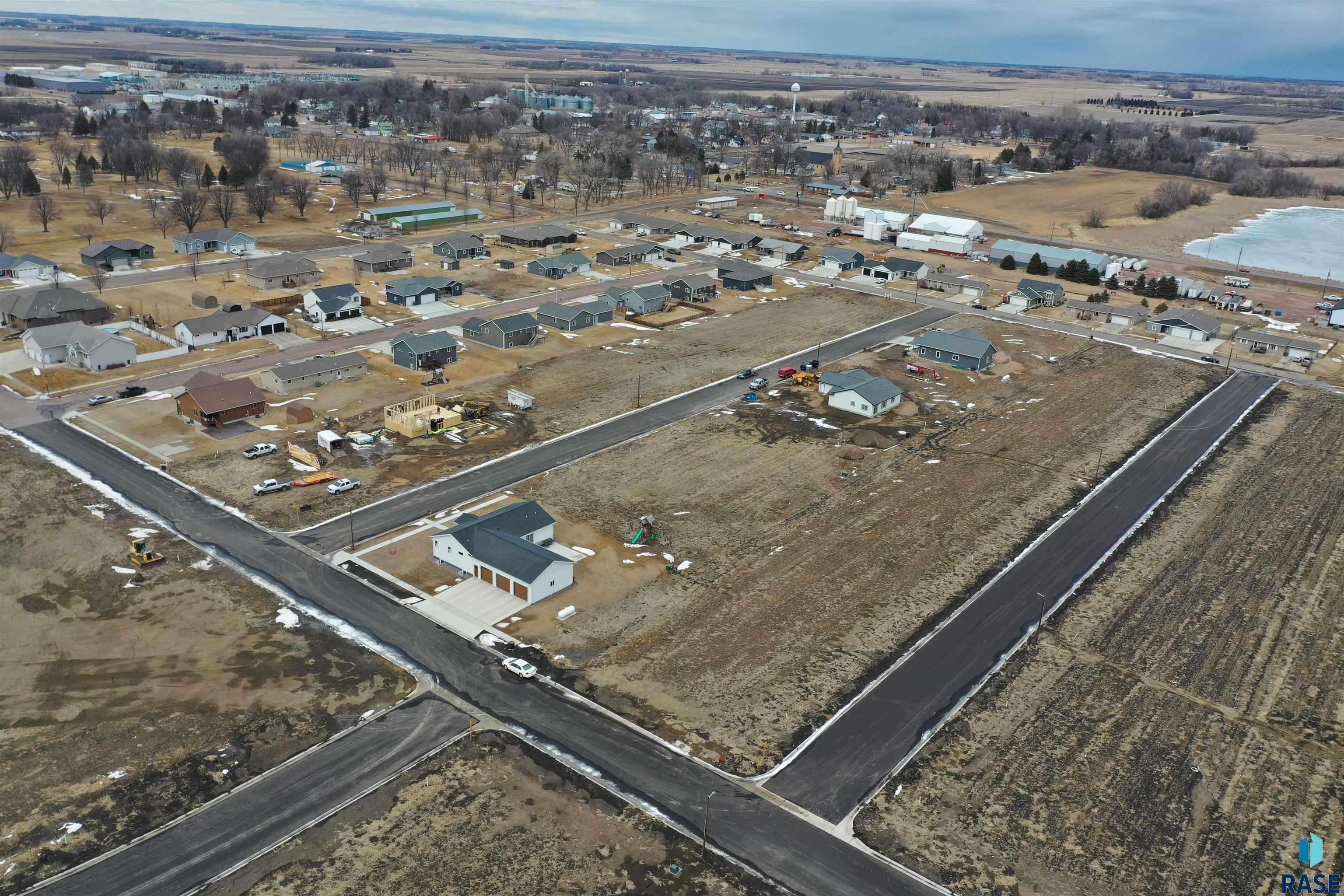 Colman, SD 57017,608 Wildwood Ave