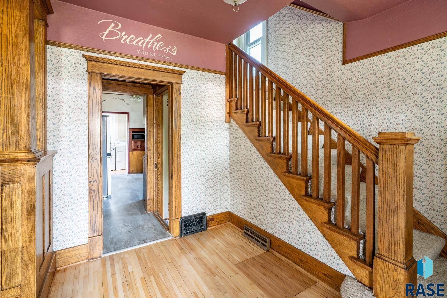 Canton, SD 57013,207 N Wicker St