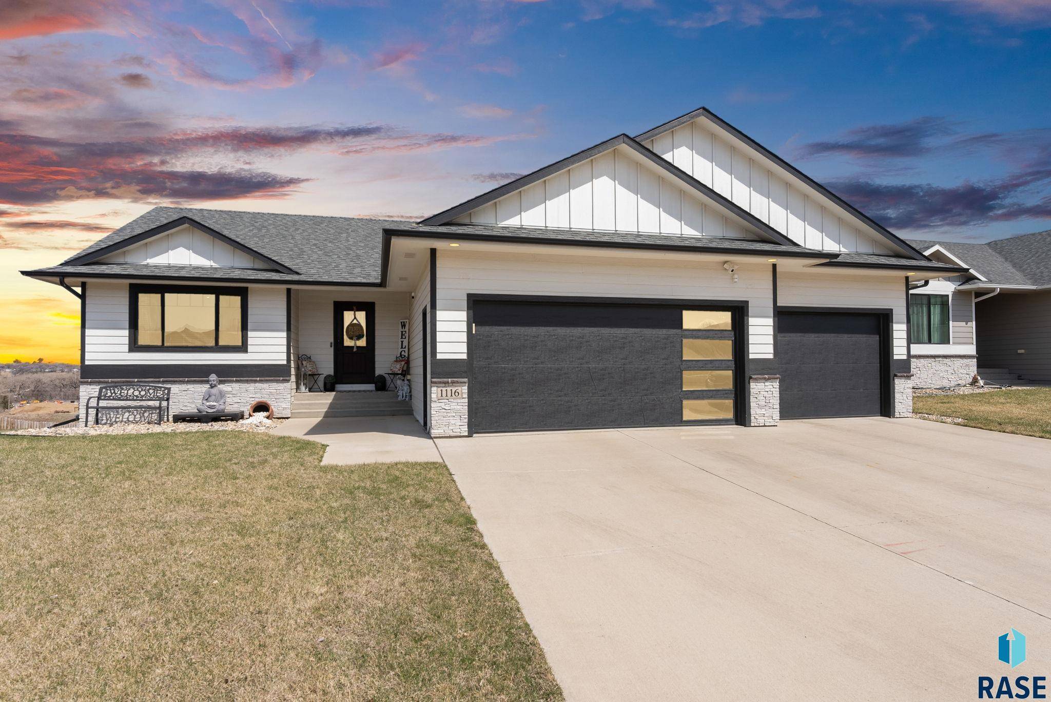 Sioux Falls, SD 57103,1116 N Archer Dr