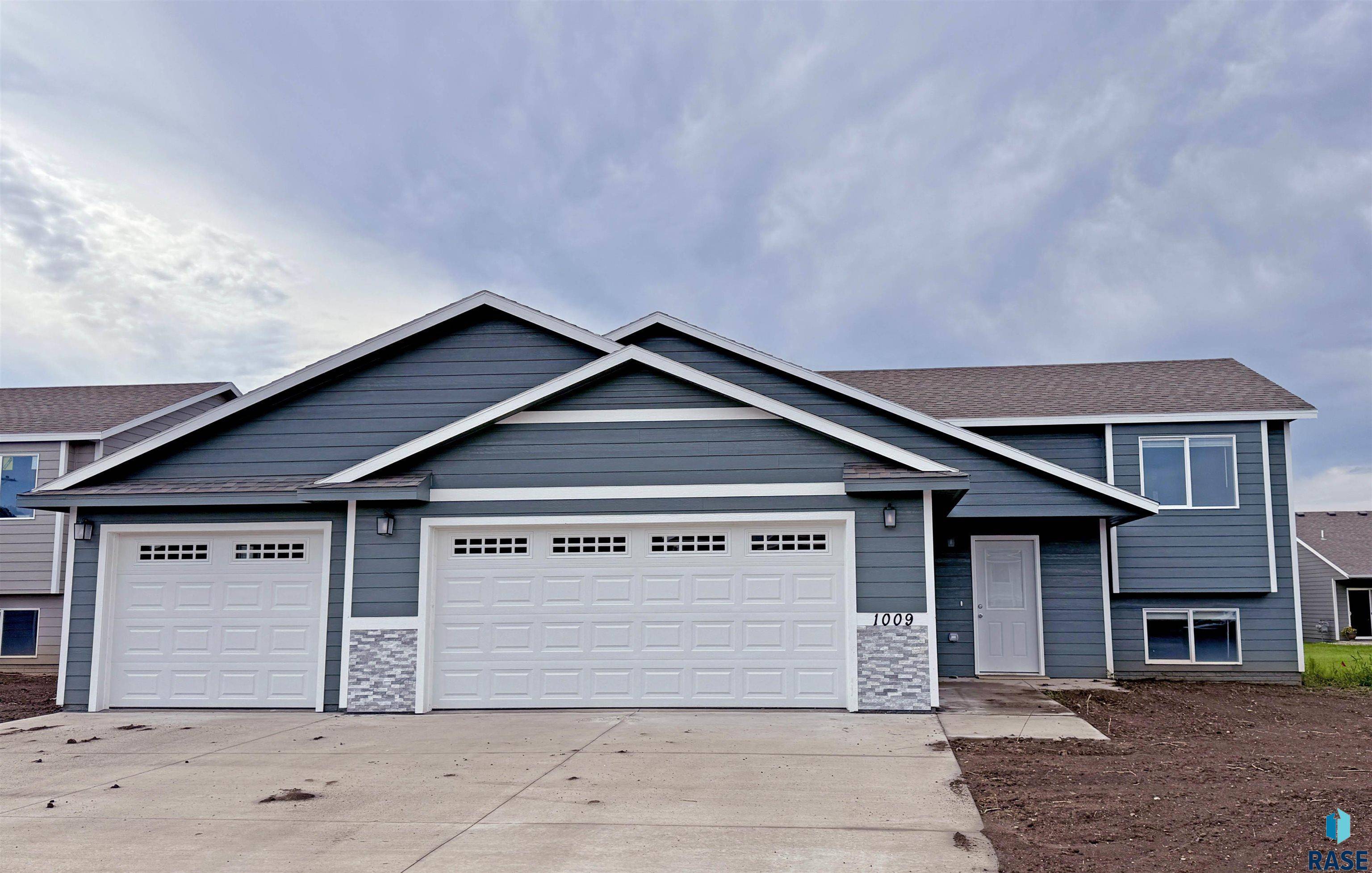 Harrisburg, SD 57032,1009 Birch St