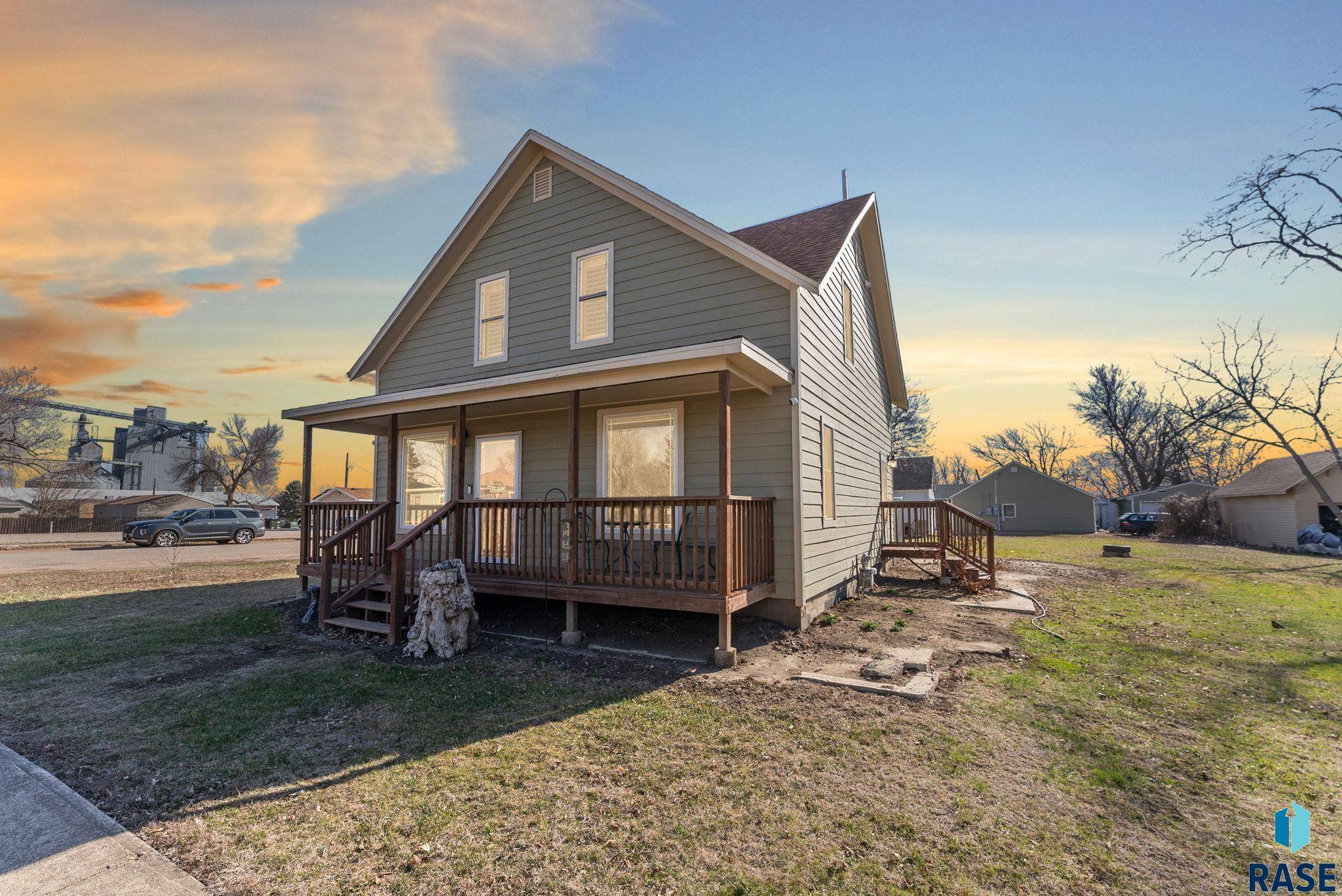 Humboldt, SD 57035,201 S Washington St