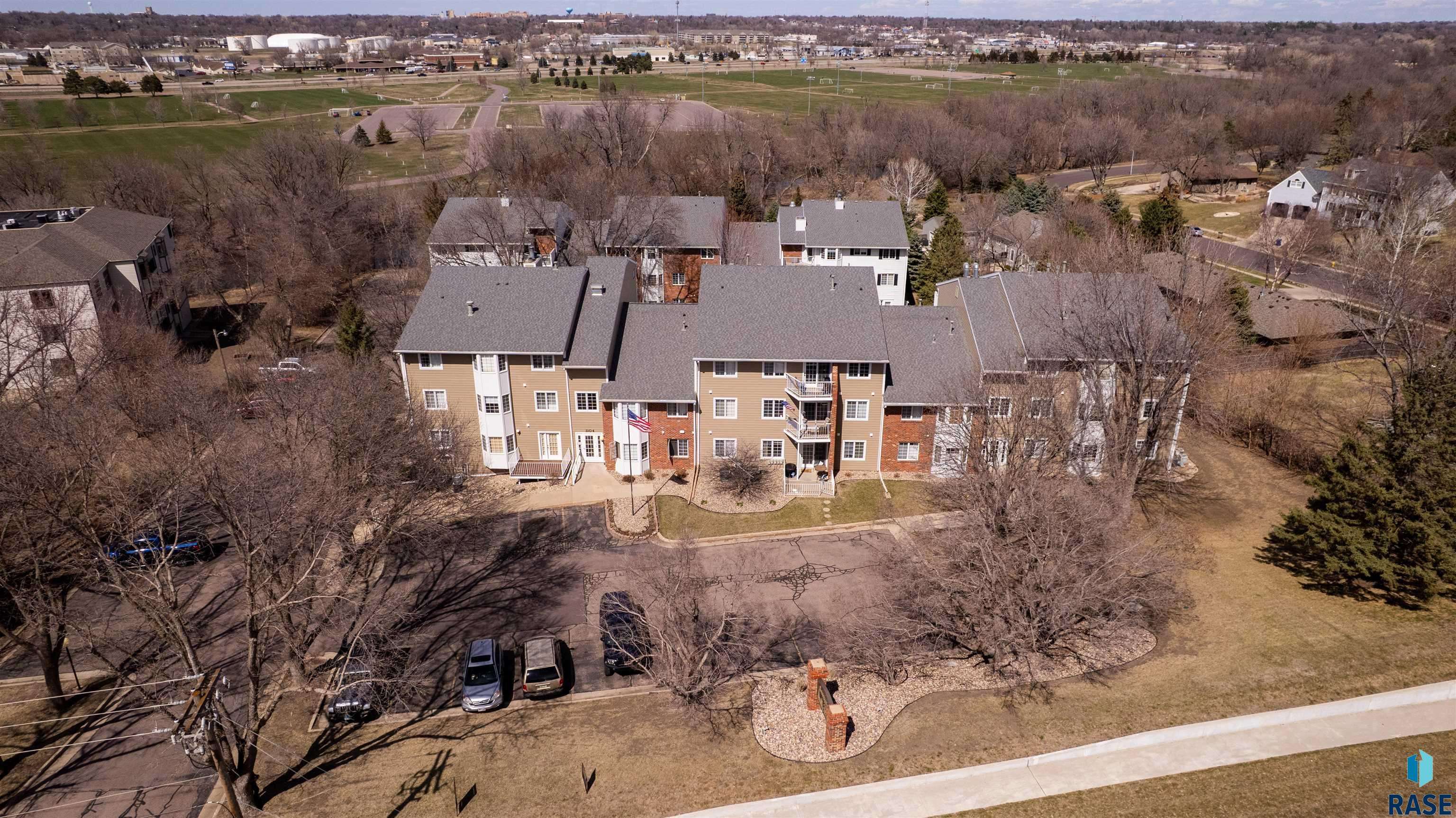Sioux Falls, SD 57108,1104 W 57th St #204A