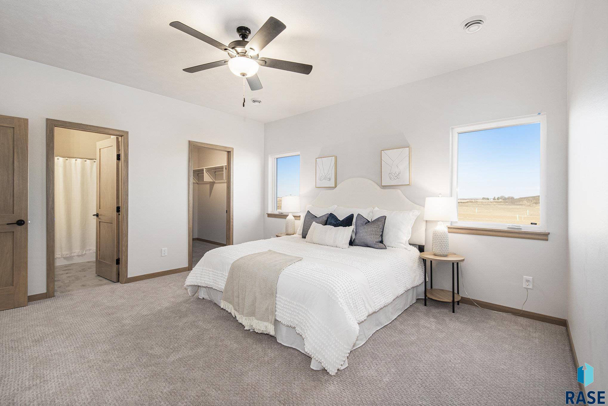 Sioux Falls, SD 57106,3611 S Chalice Pl