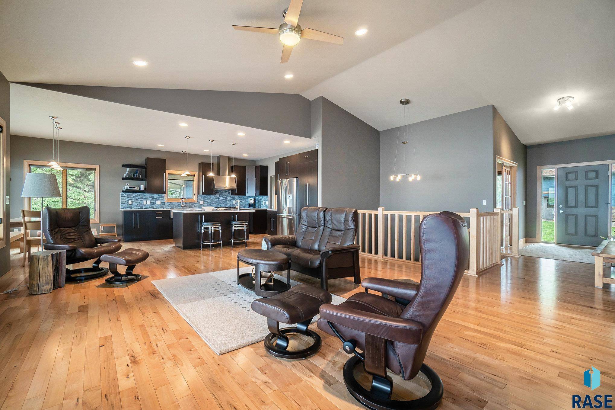 Madison, SD 57042,1894 Stoney Point Rd