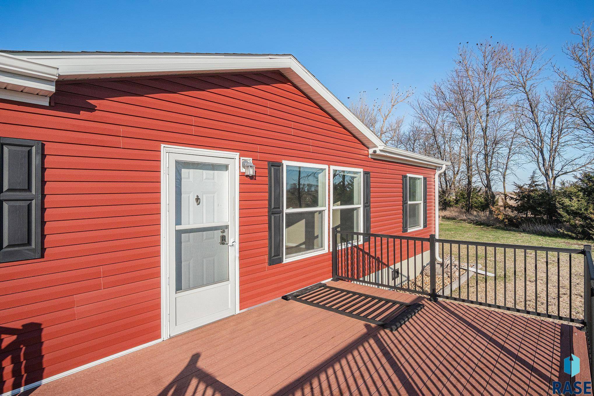 Freeman, SD 57029,44221 US 18 Hwy
