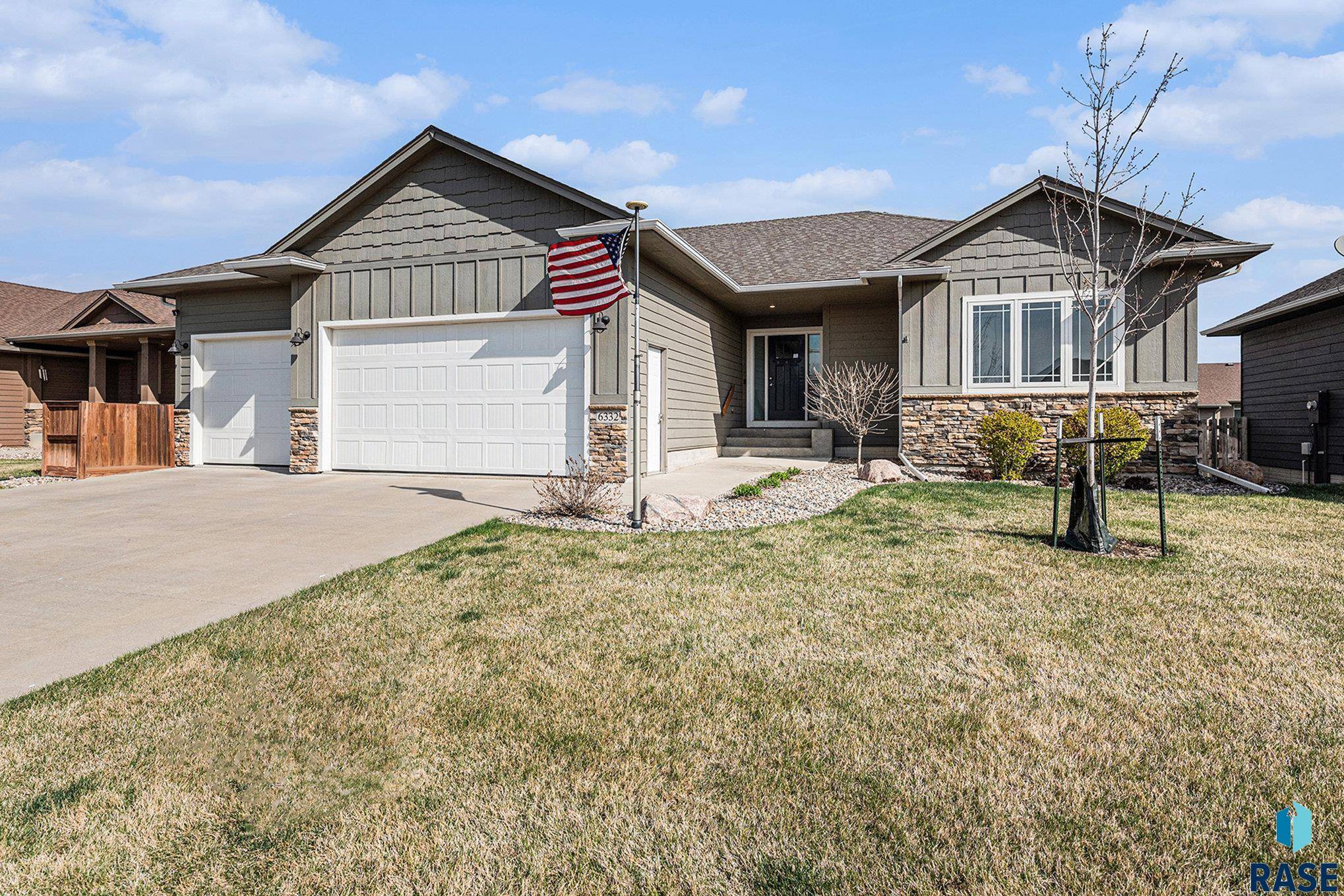 Sioux Falls, SD 57108,6332 S Badlands Ct