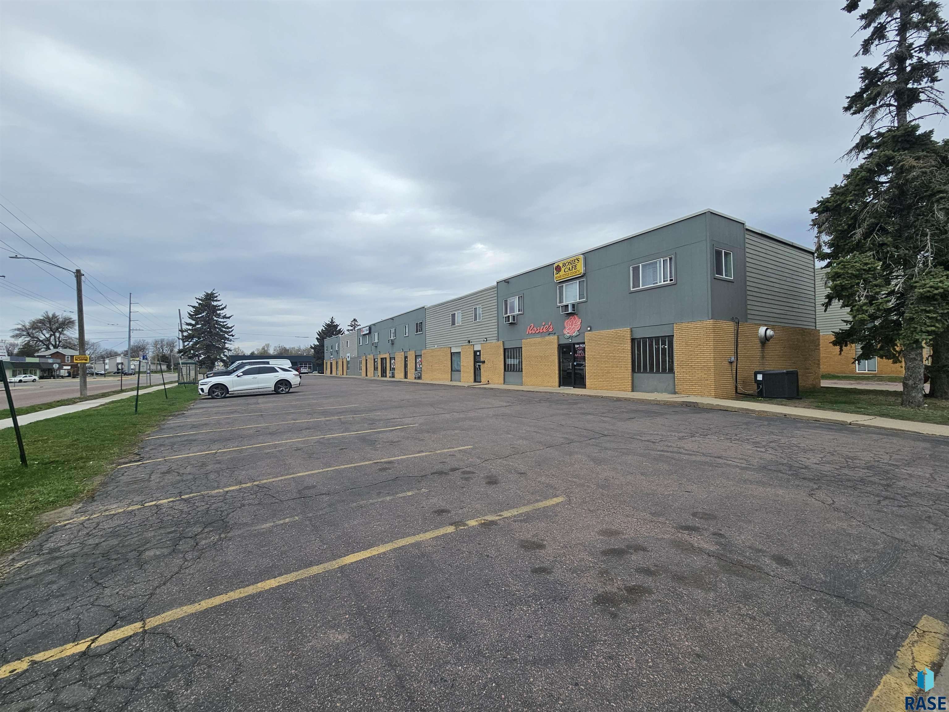 Sioux Falls, SD 57104,2200 & 2202 W Madison St