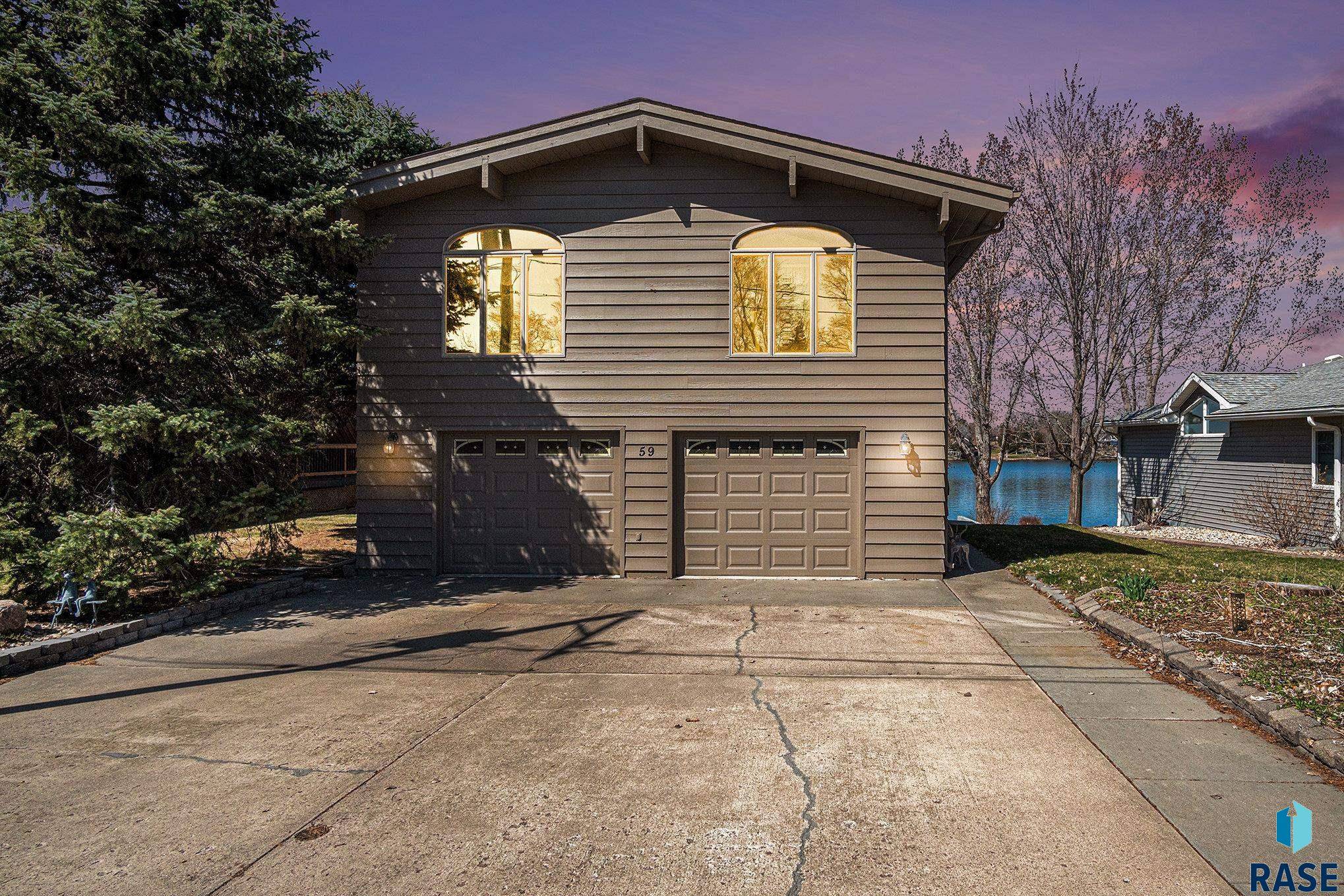 Mitchell, SD 57301,59 S Harmon Dr