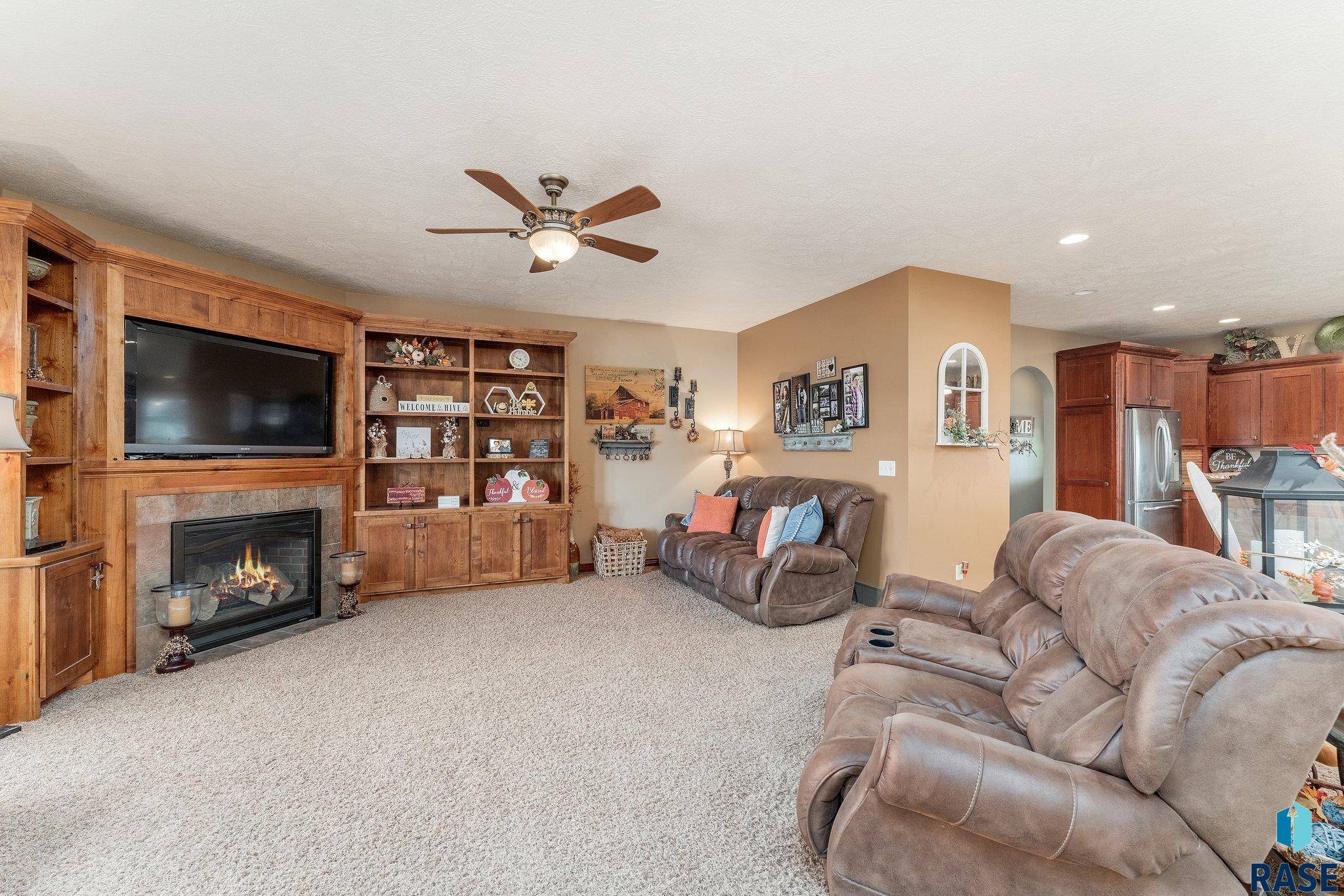 Larchwood, IA 51241,1698 Mustang Pass