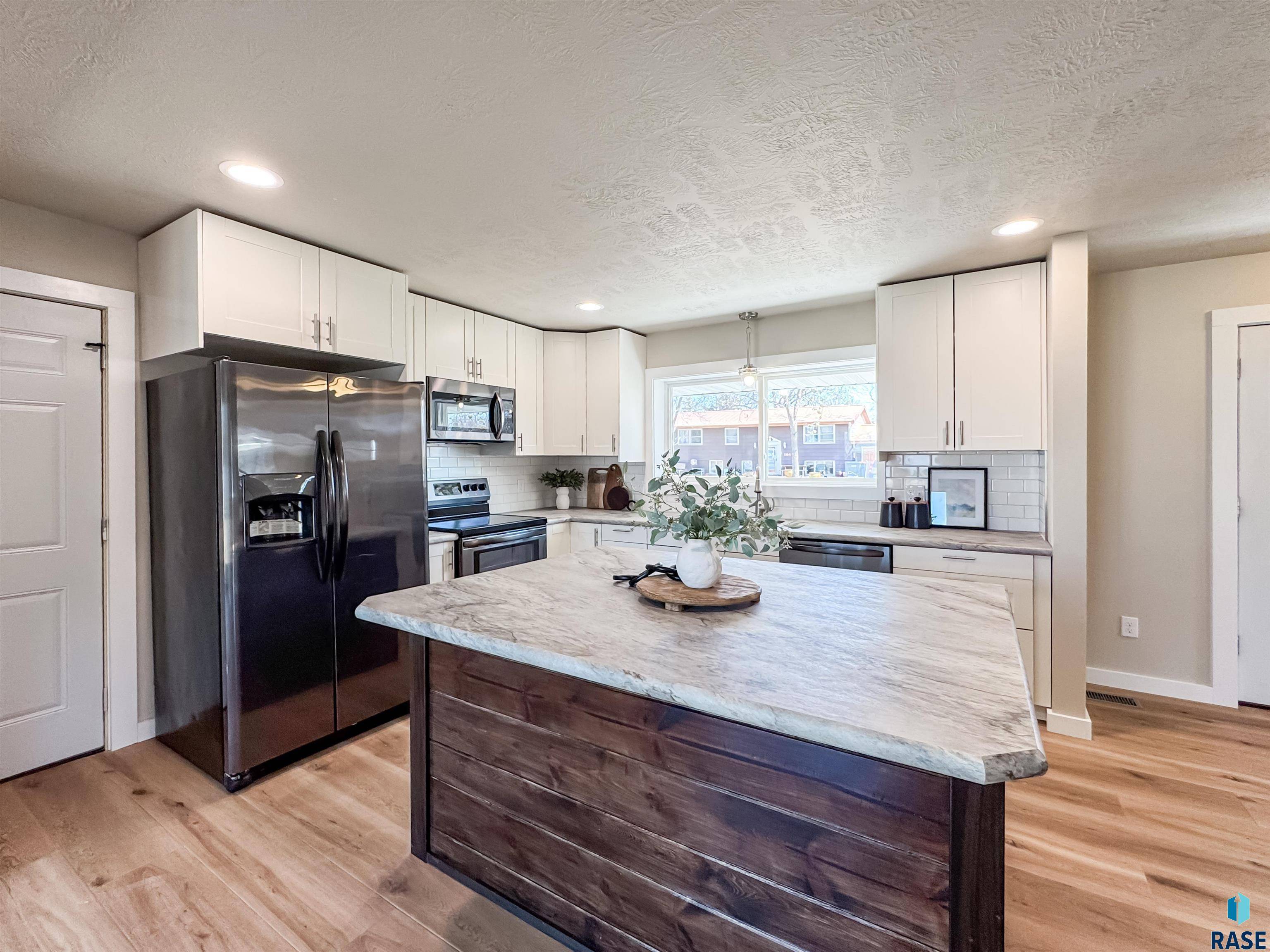 Brandon, SD 57005,105 N Needles Dr