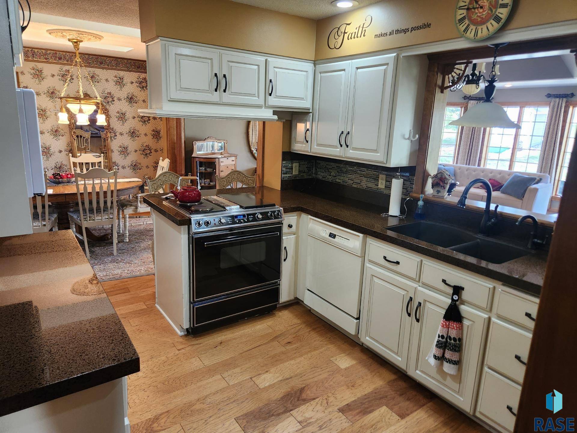 Edgerton, MN 56128,260 Park Ave
