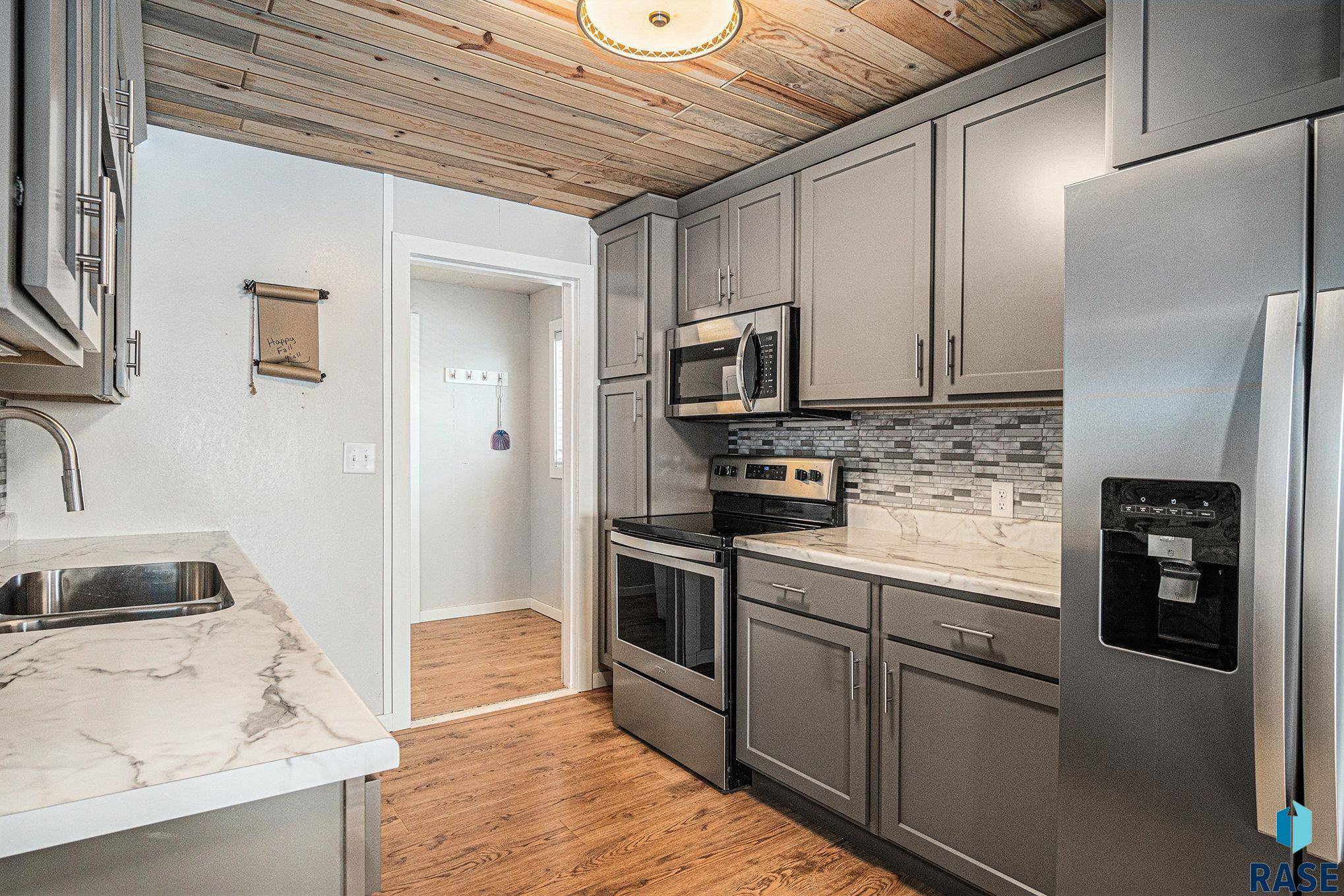 Wentworth, SD 57075,6651 Wentworth Park Dr