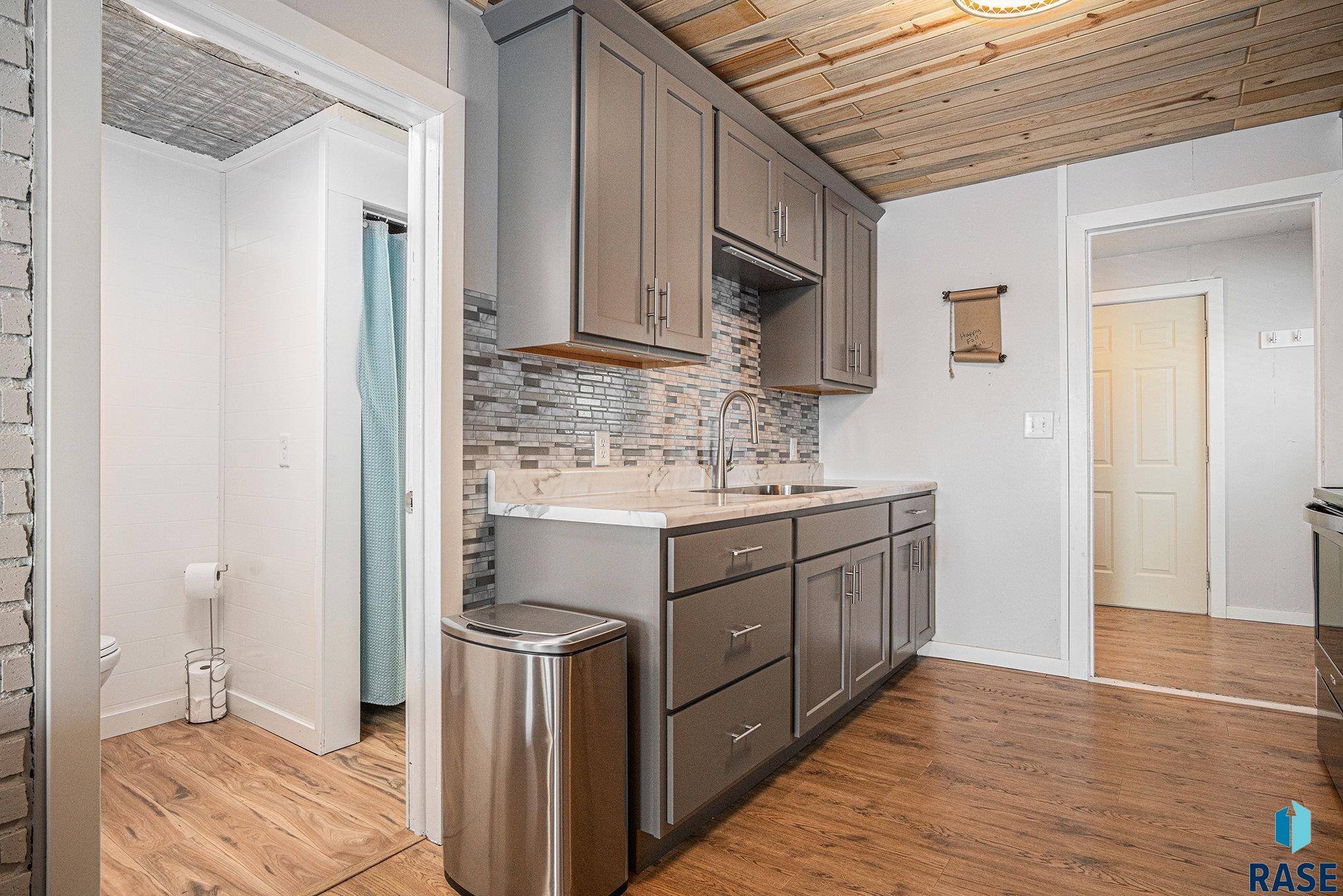 Wentworth, SD 57075,6651 Wentworth Park Dr