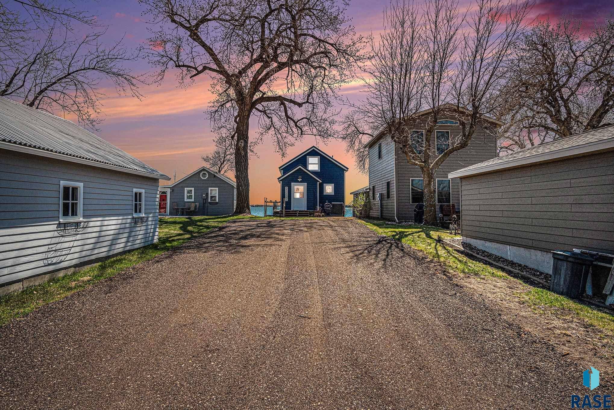 Wentworth, SD 57075,6651 Wentworth Park Dr