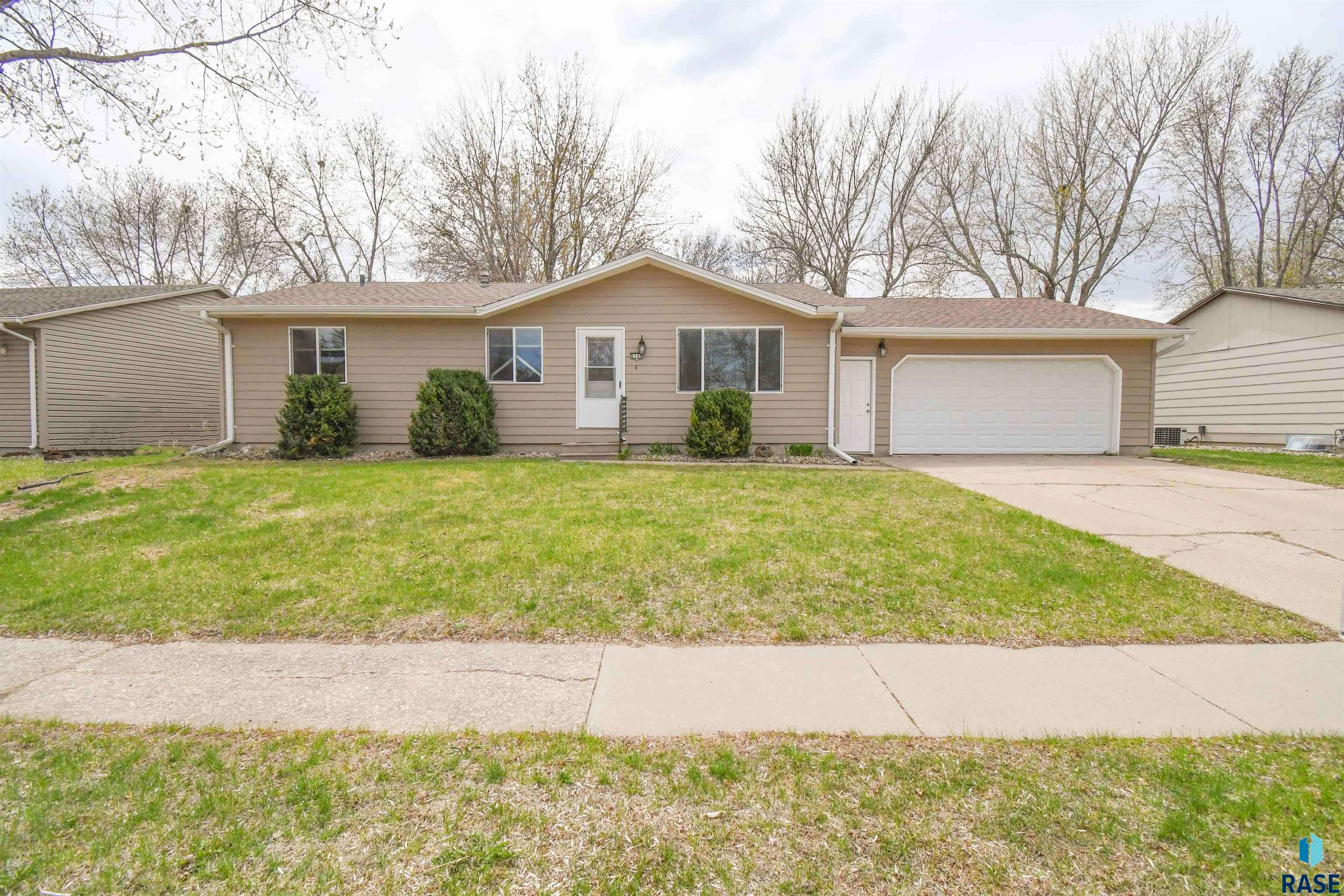 Sioux Falls, SD 57106,6109 W 58th St