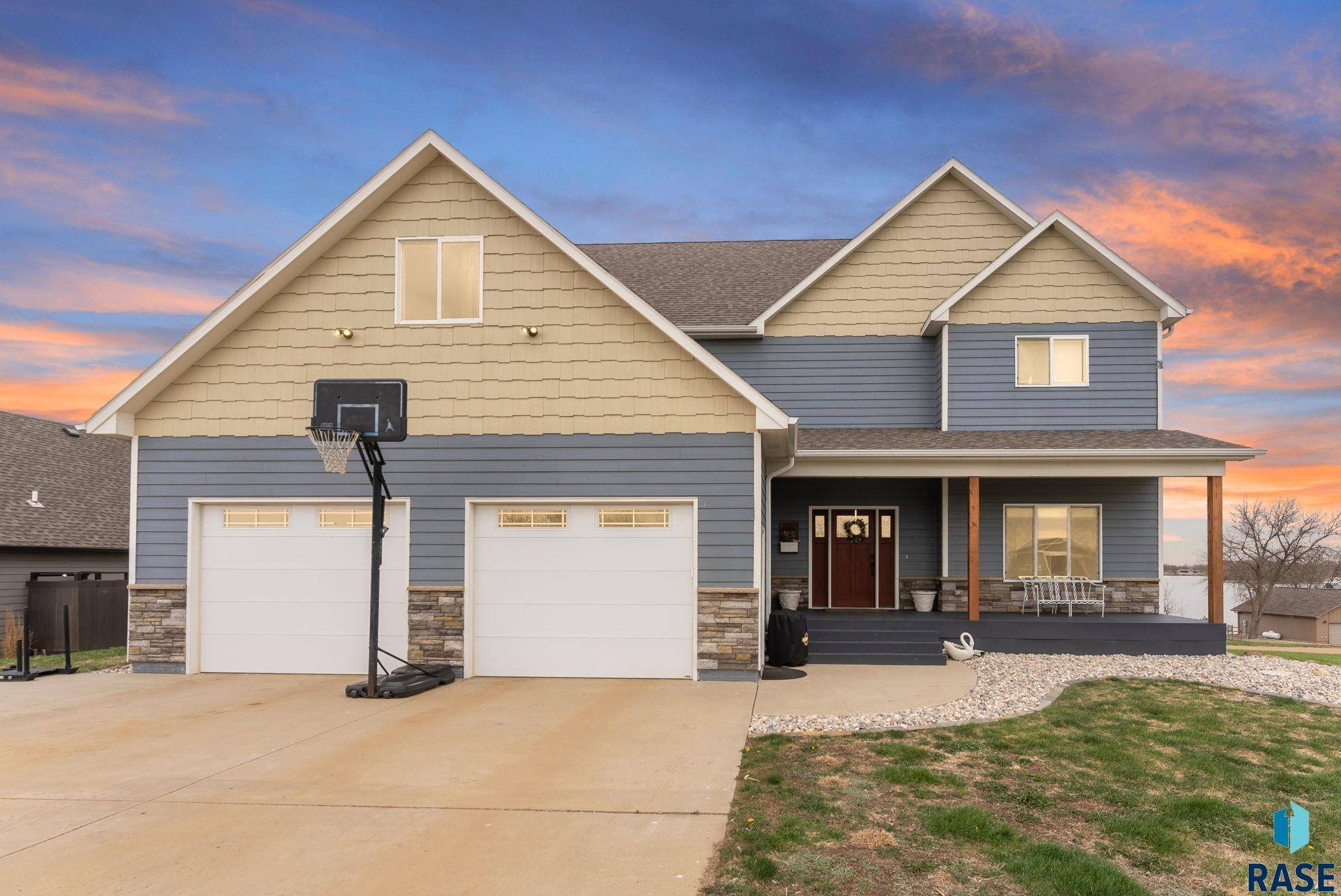 Hurley, SD 57036,101 Lakeview Dr