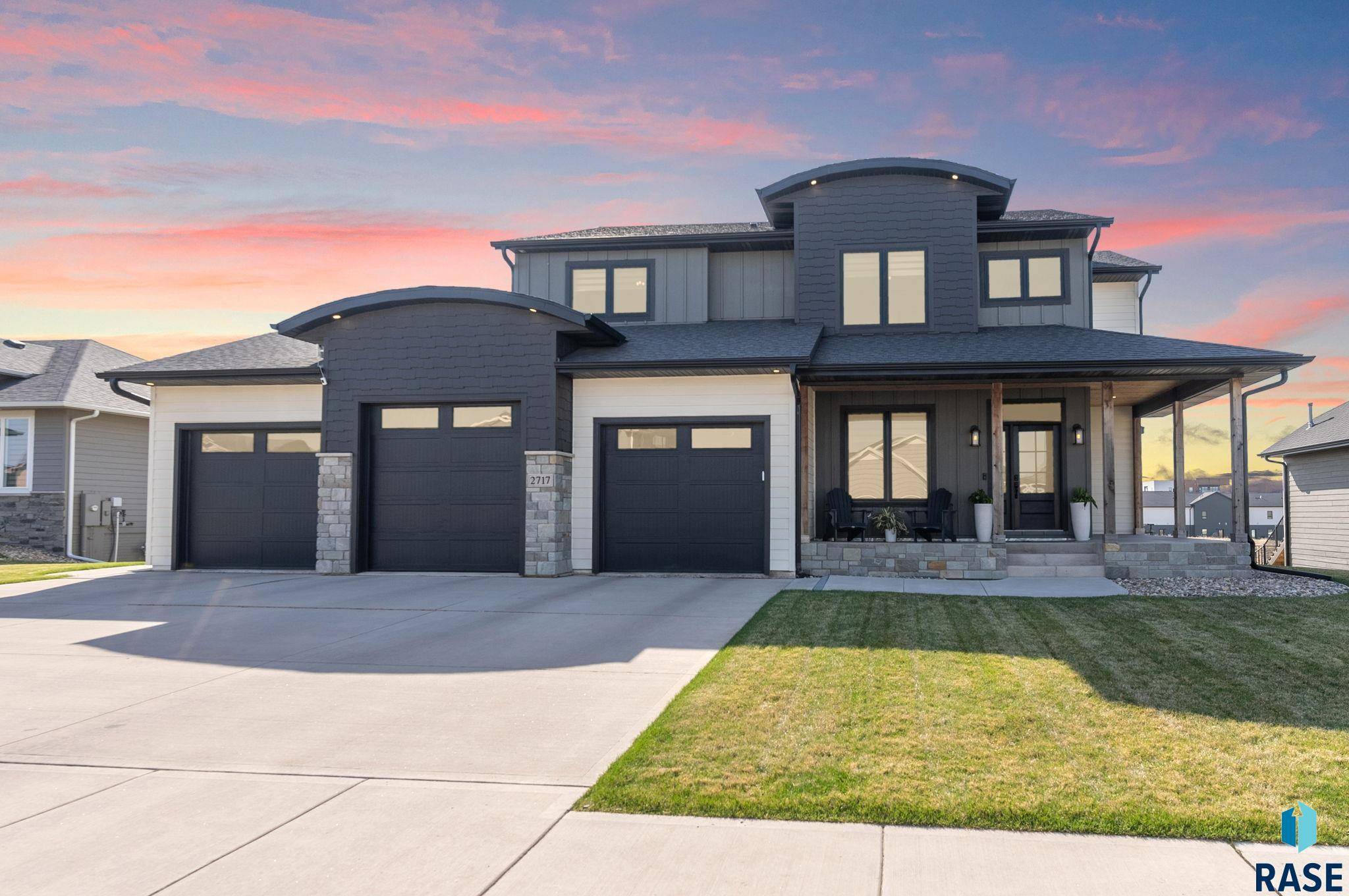 Sioux Falls, SD 57110,2717 S Moss Stone Ave