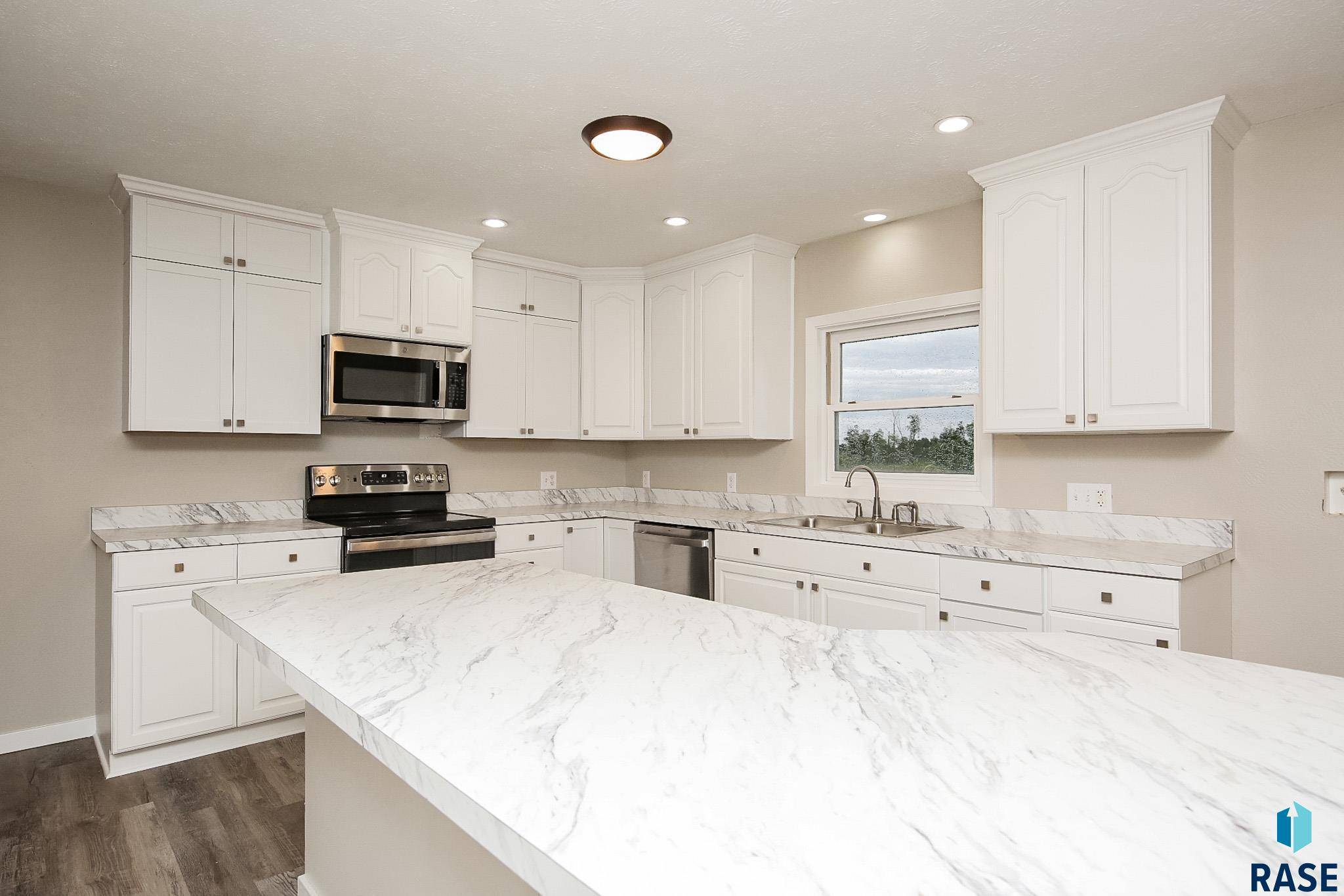 Parker, SD 57053,45442 275th St
