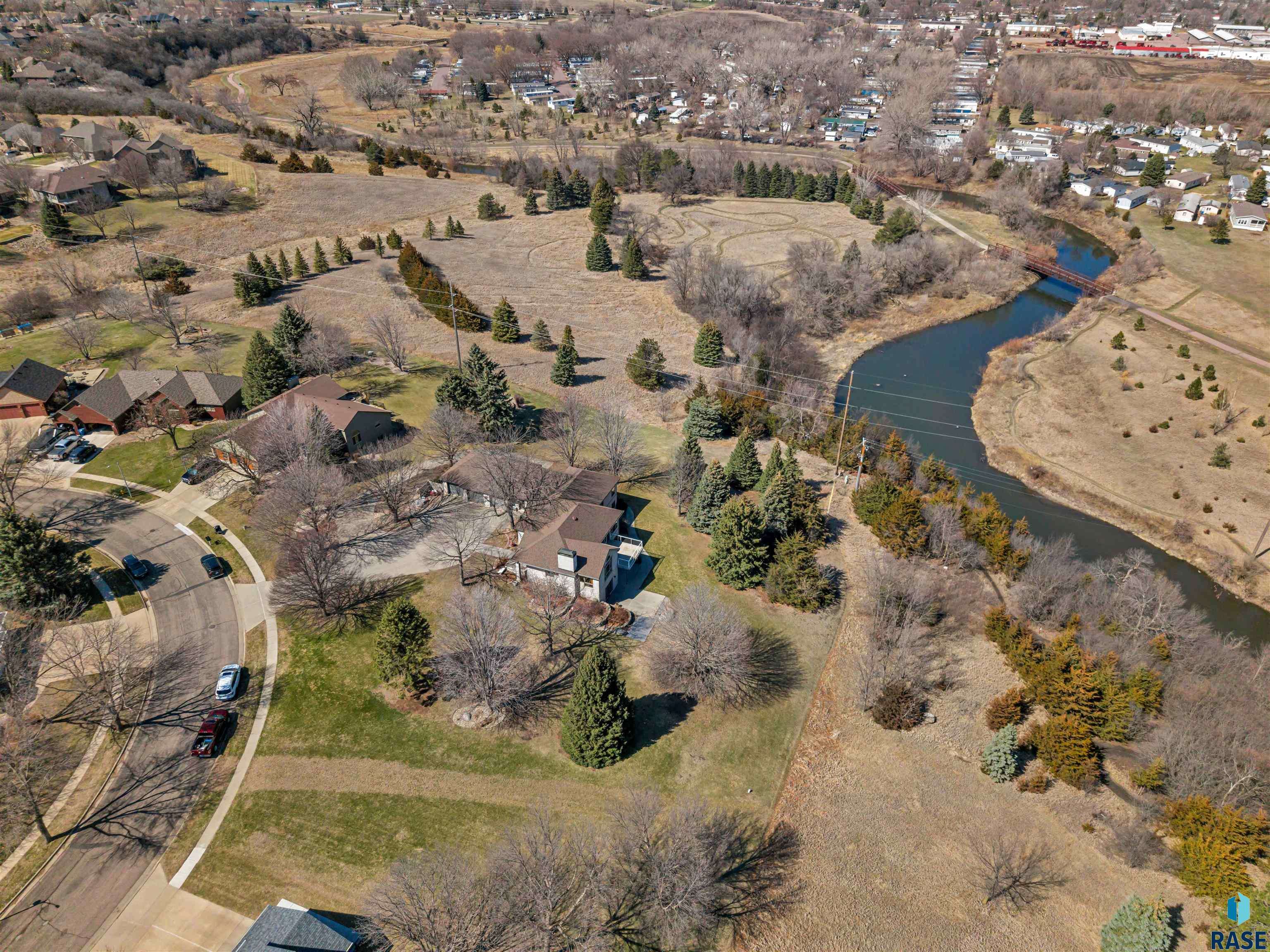 Sioux Falls, SD 57106,1224 S Stoney Pointe Ct