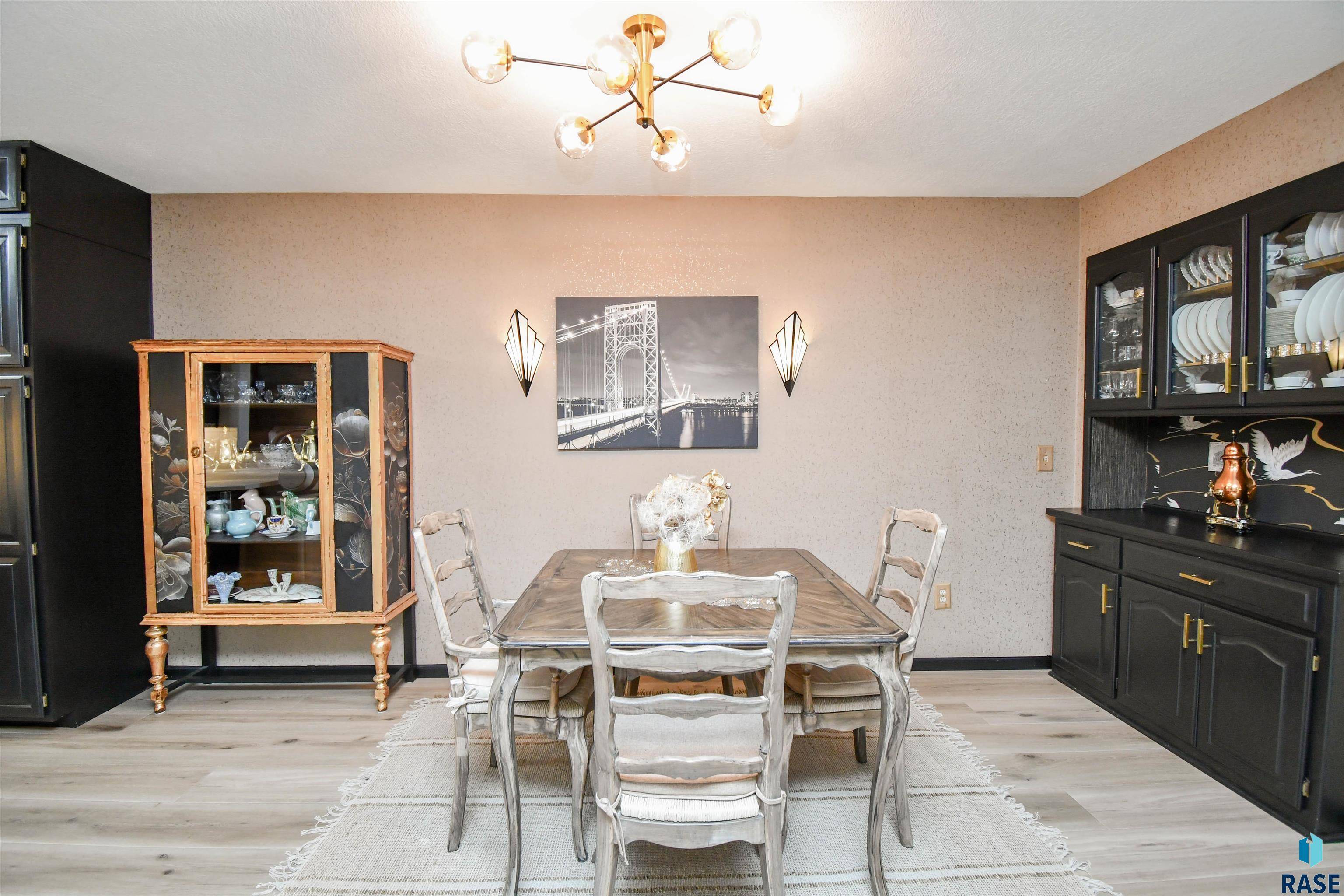 Sioux Falls, SD 57106,4605 W Custer Ln #205