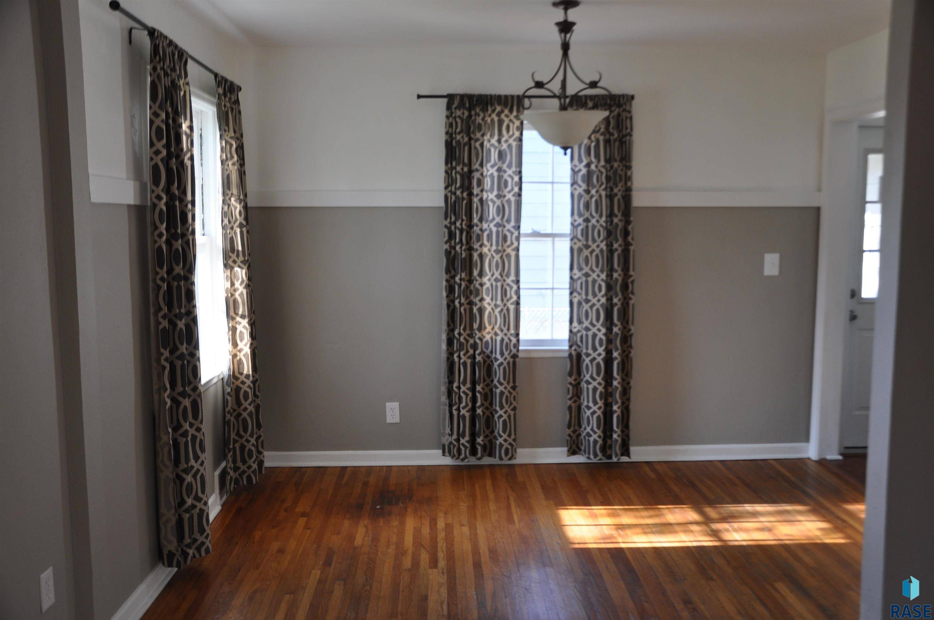 Sioux Falls, SD 57105,2911 S Norton Ave