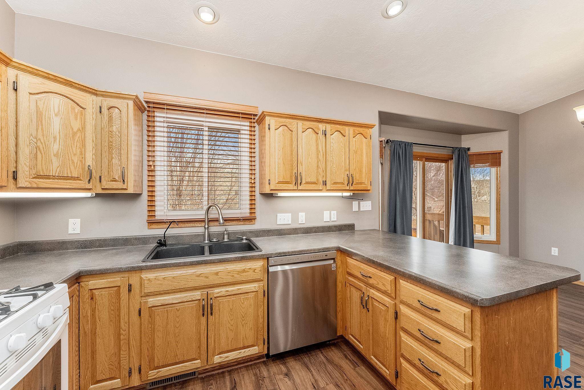 Sioux Falls, SD 57108,6304 S Mogen Ave