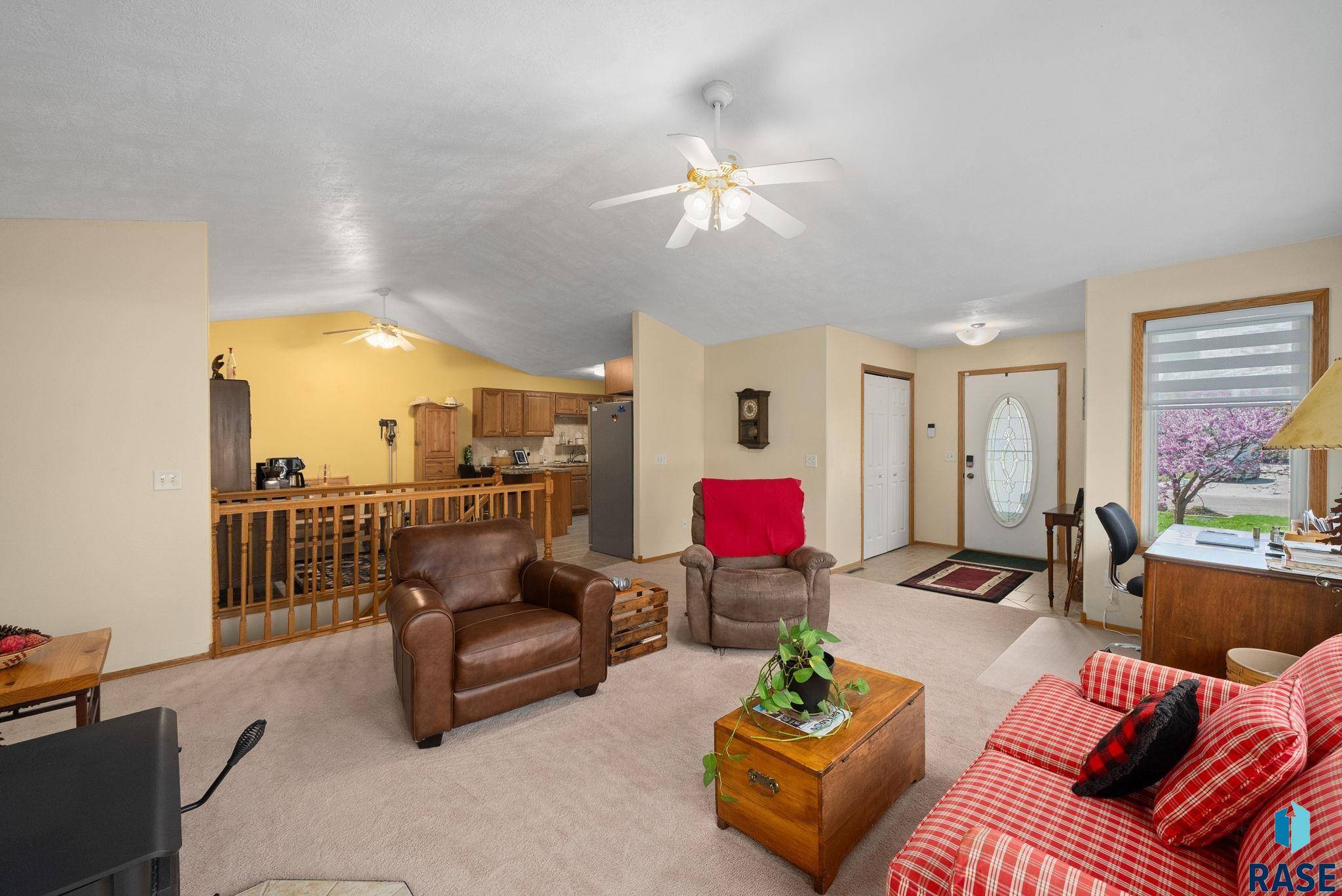 Brandon, SD 57005-1053,1012 E Magnolia Dr