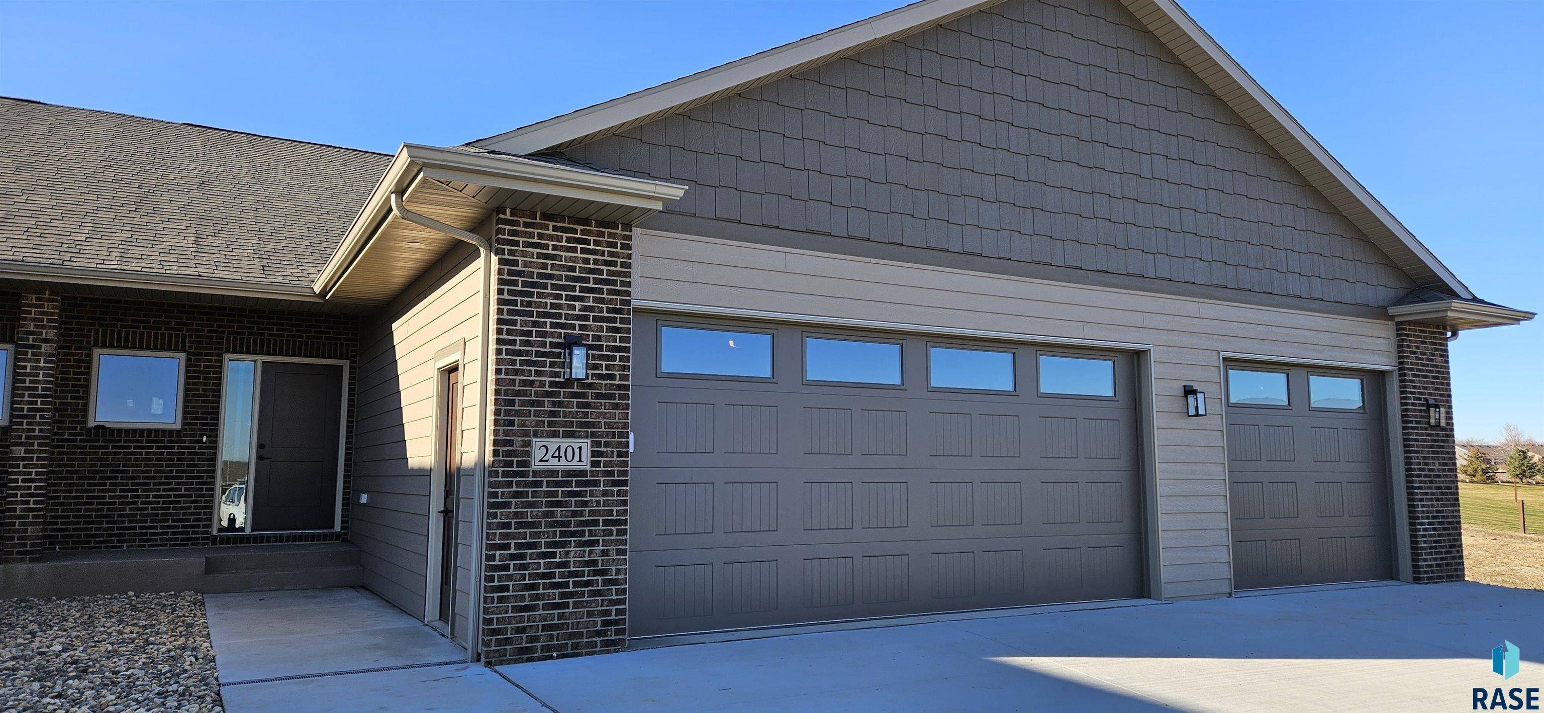 Sioux Falls, SD 57108,2401 E Joshua Cir