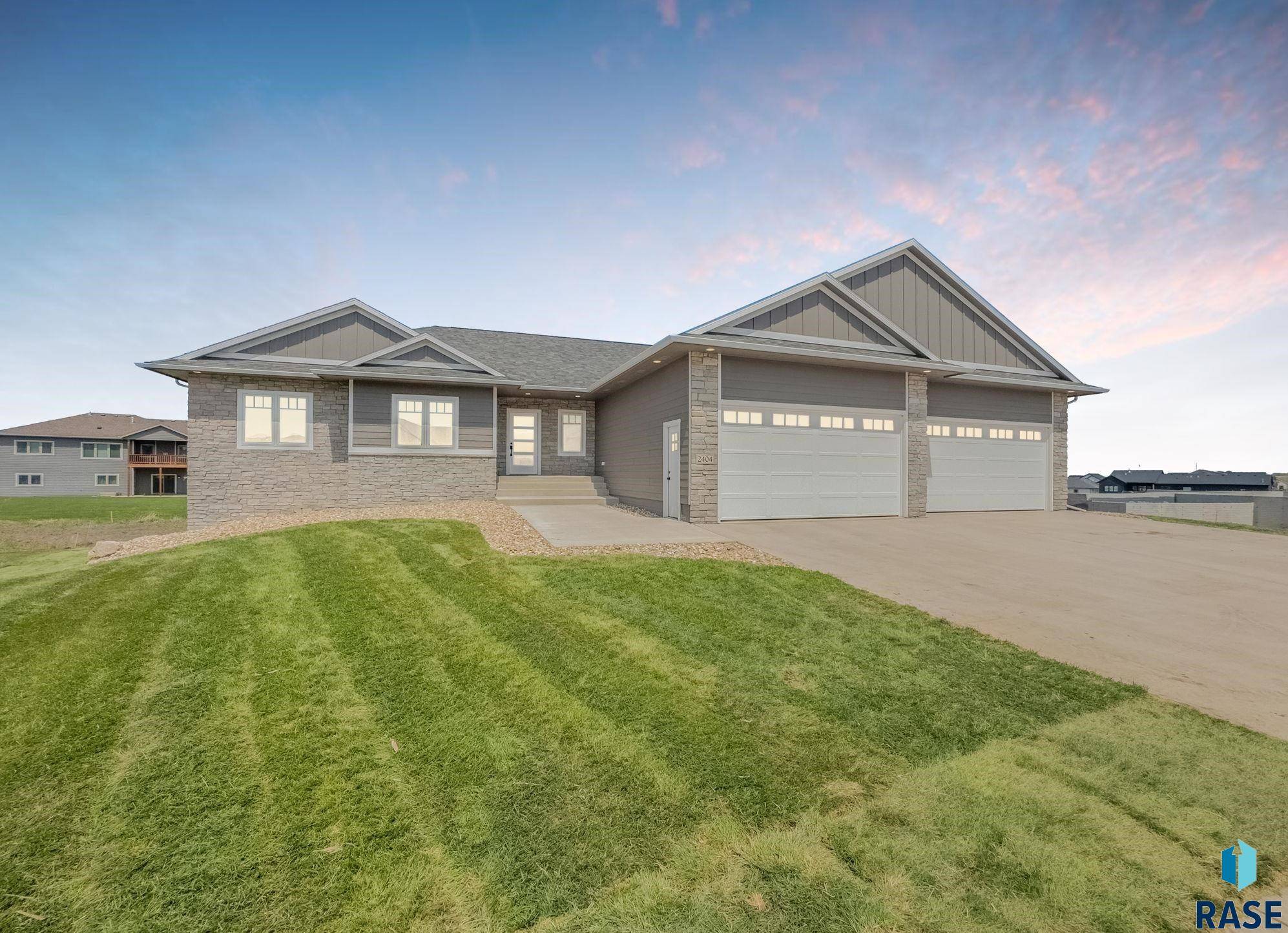 Sioux Falls, SD 57110,2404 S Galena Ct