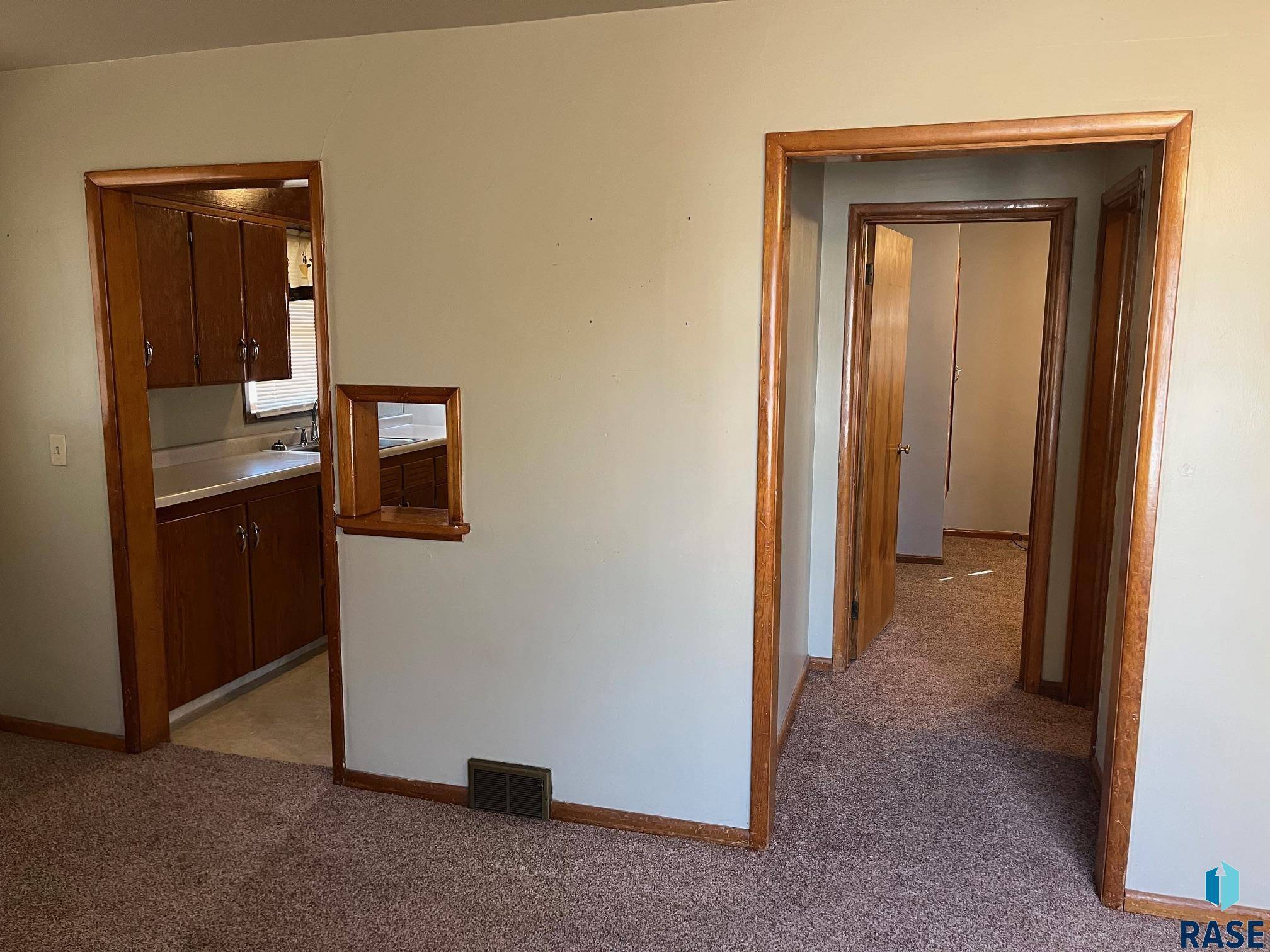 Salem, SD 57058,311 W Vermont Ave