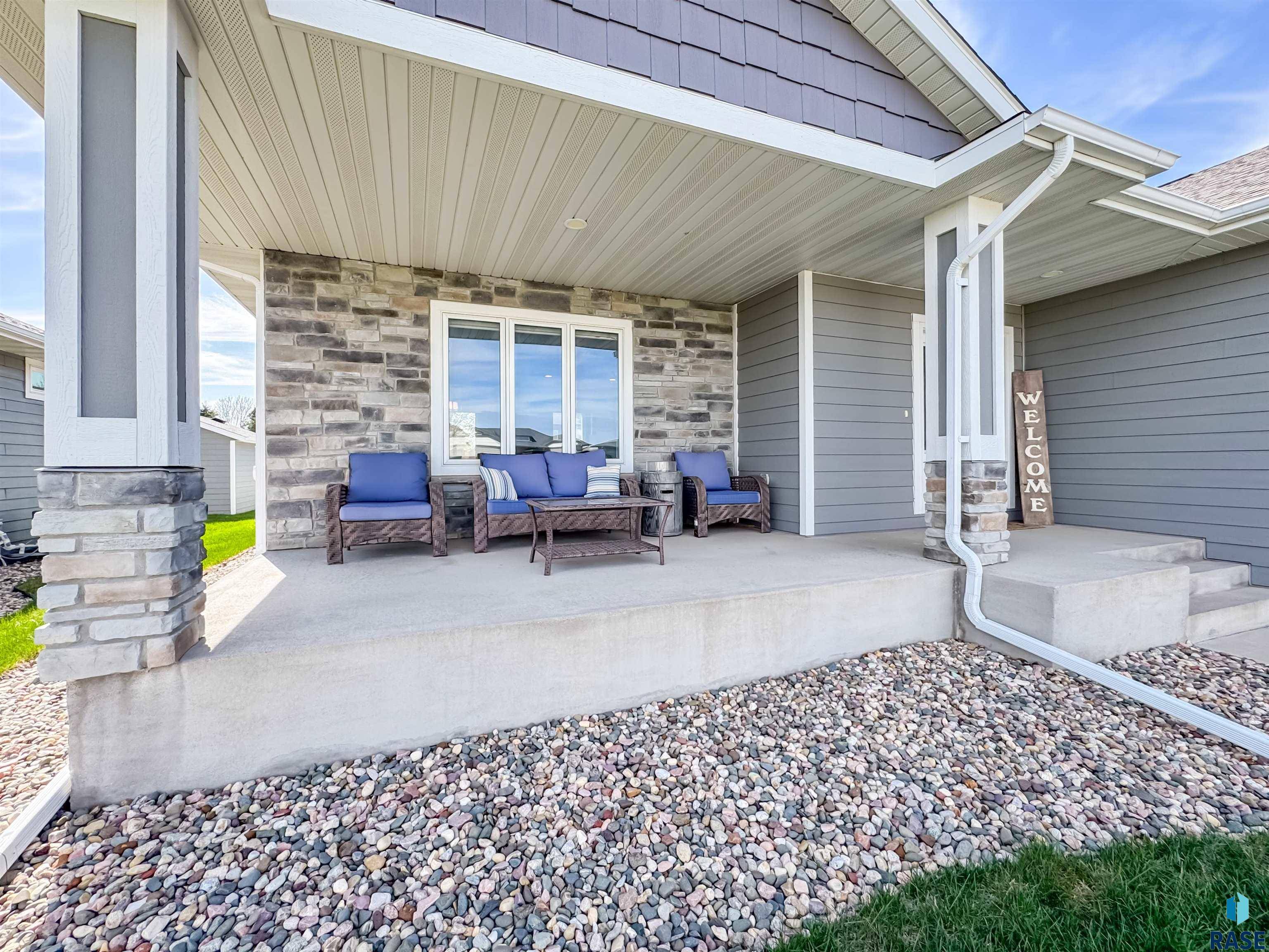 Brandon, SD 57005,305 S Sunshine Ave