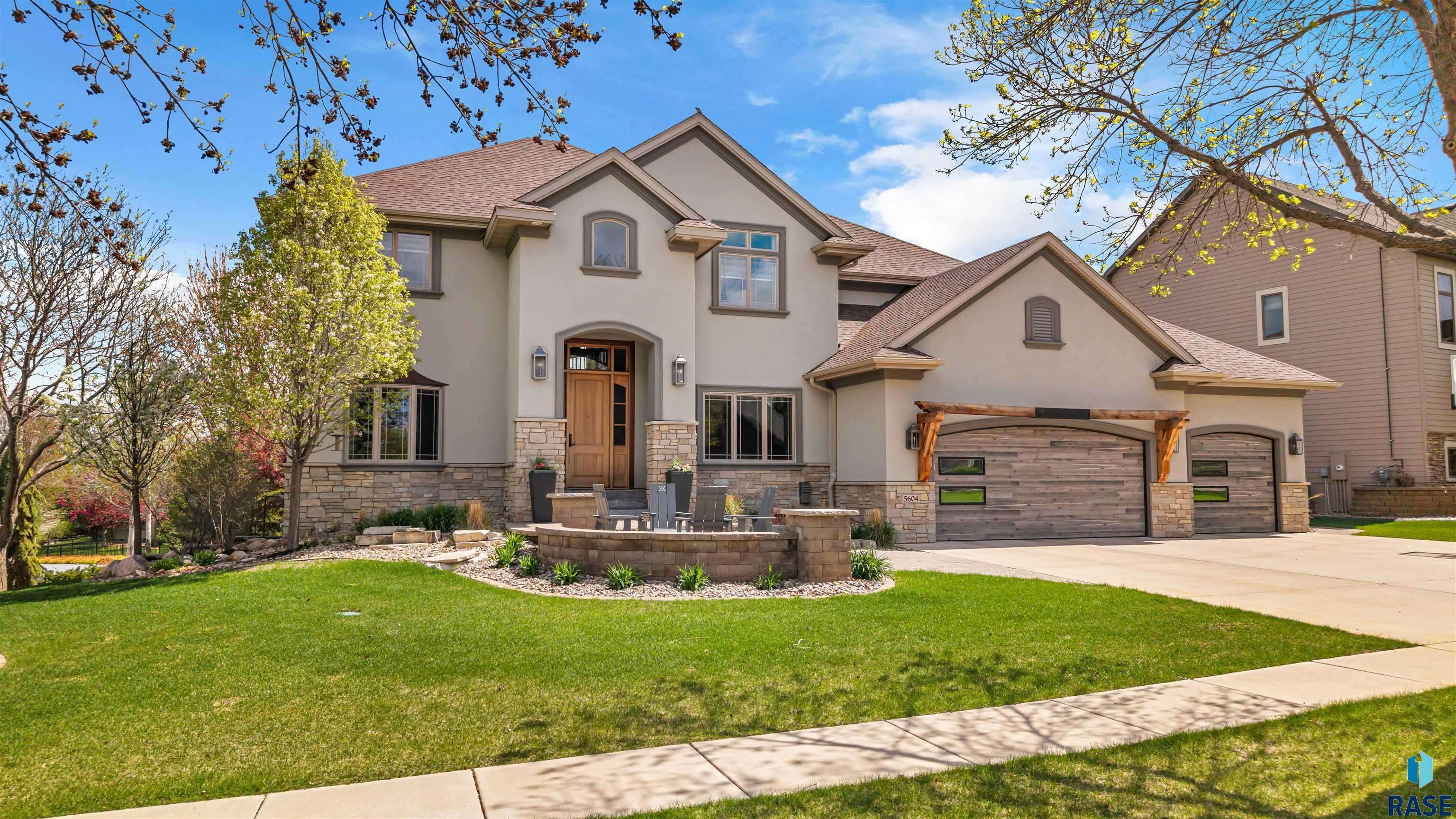 Sioux Falls, SD 57108,5604 S Jersey Tess Dr