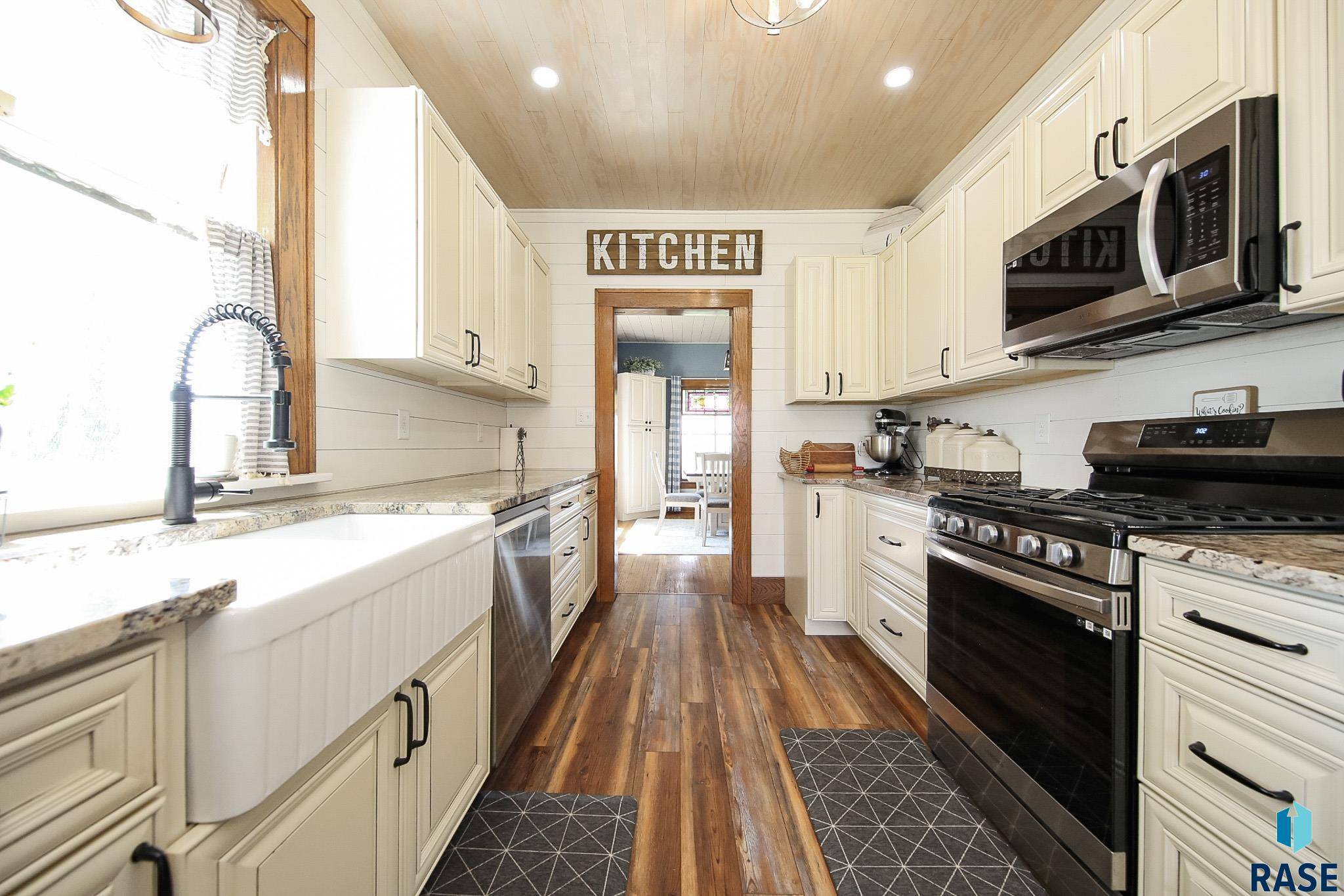 Chancellor, SD 57015,45960 269th St