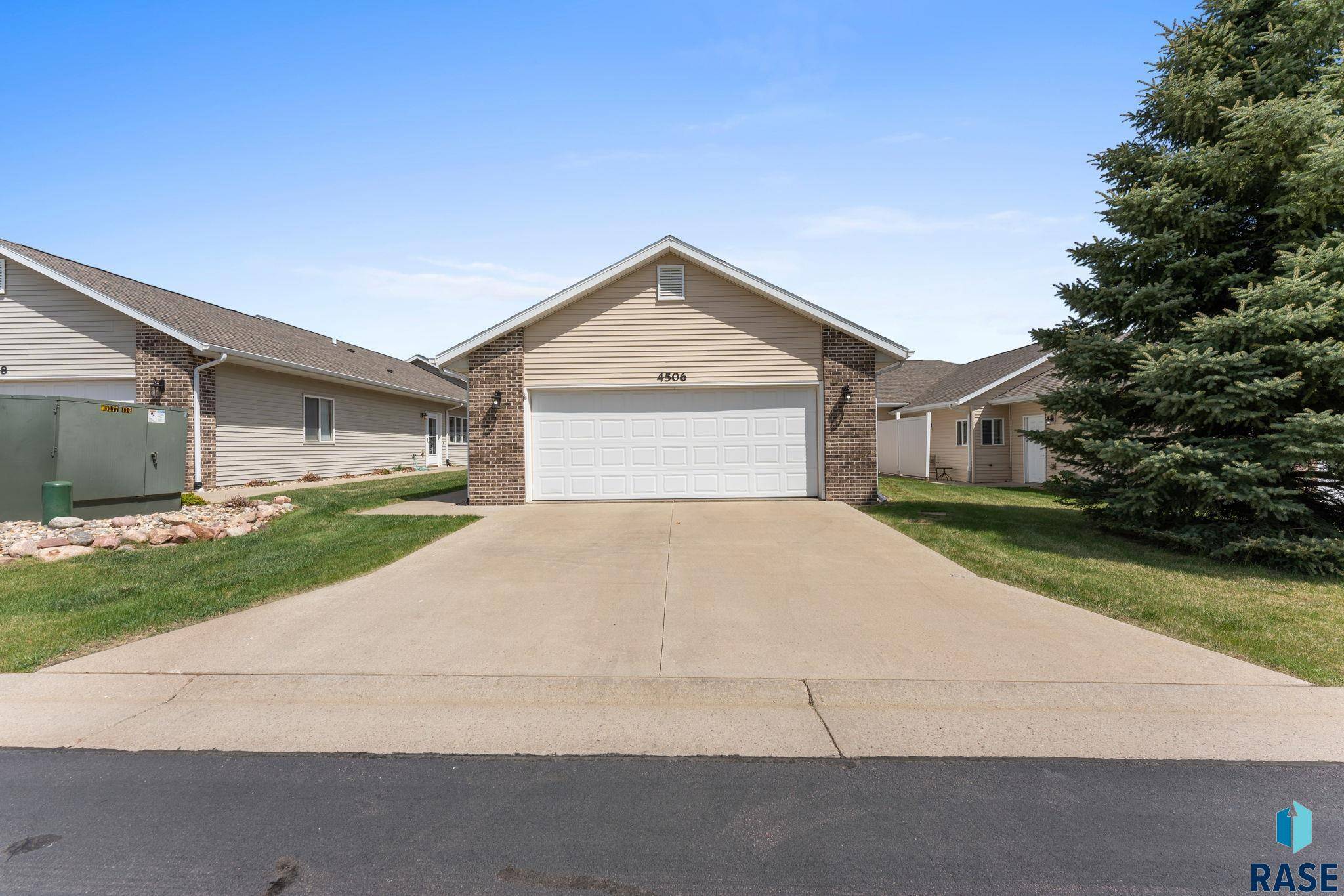 Sioux Falls, SD 57110,4506 E 49th St
