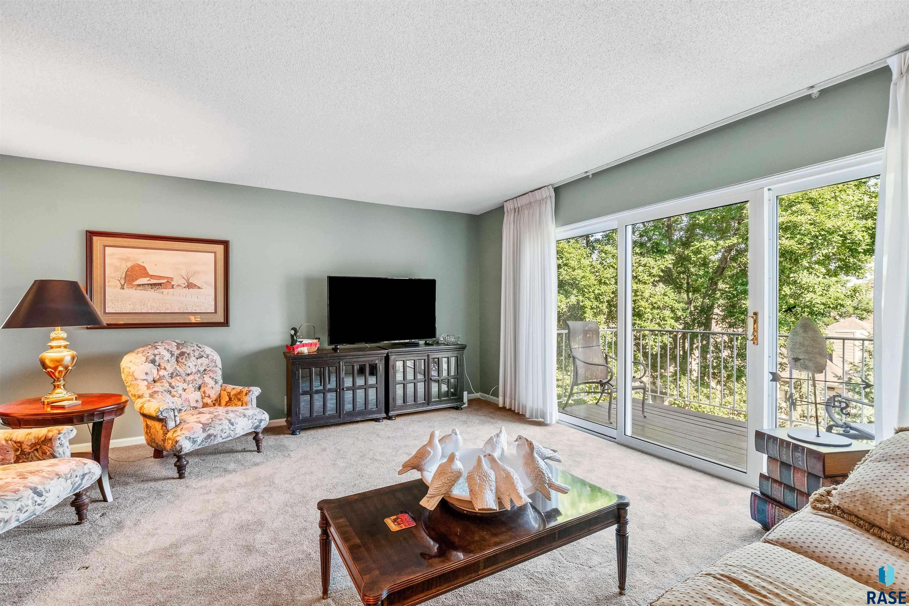 Sioux Falls, SD 57105,2501 S Kiwanis Ave #301