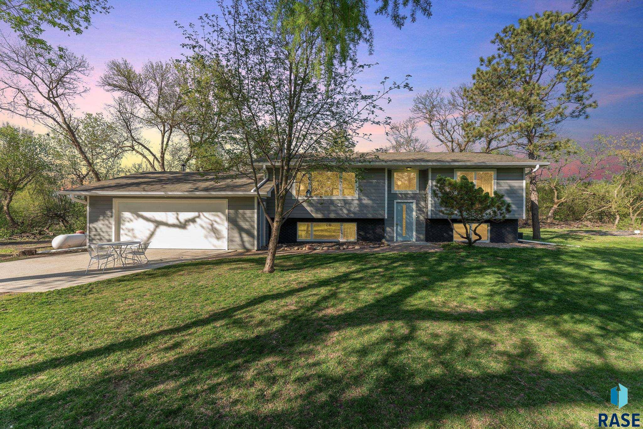 Brookings, SD 57006,20395 Northgrove Loop