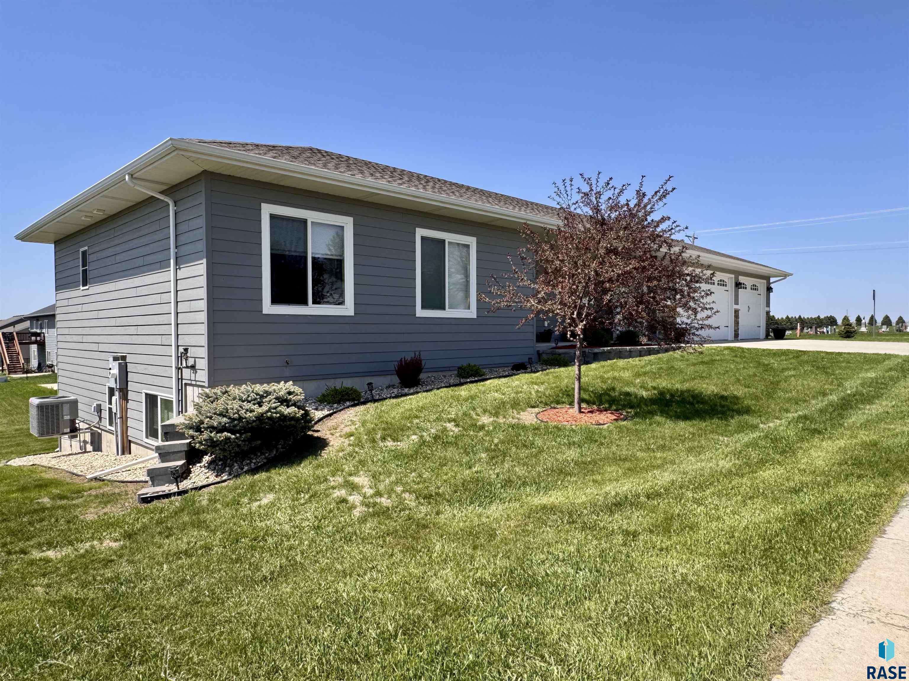 Dell Rapids, SD 57022,1403 Bitterroot Rd